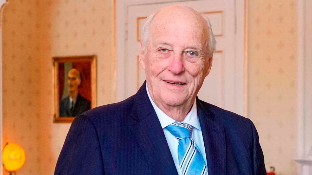 Kong Harald på opgave fredag. 