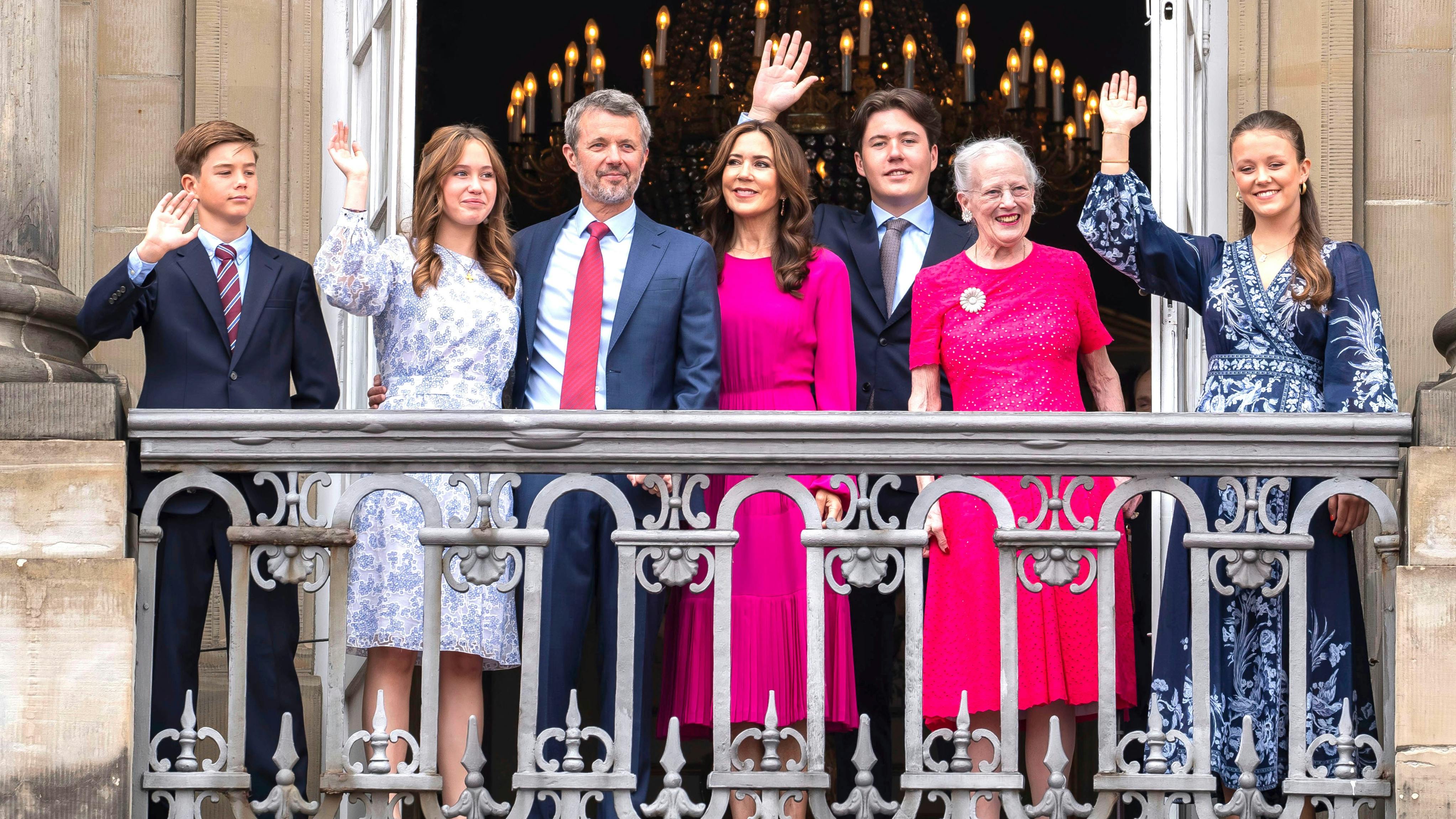 Kongefamilien og dronning Margrethe.