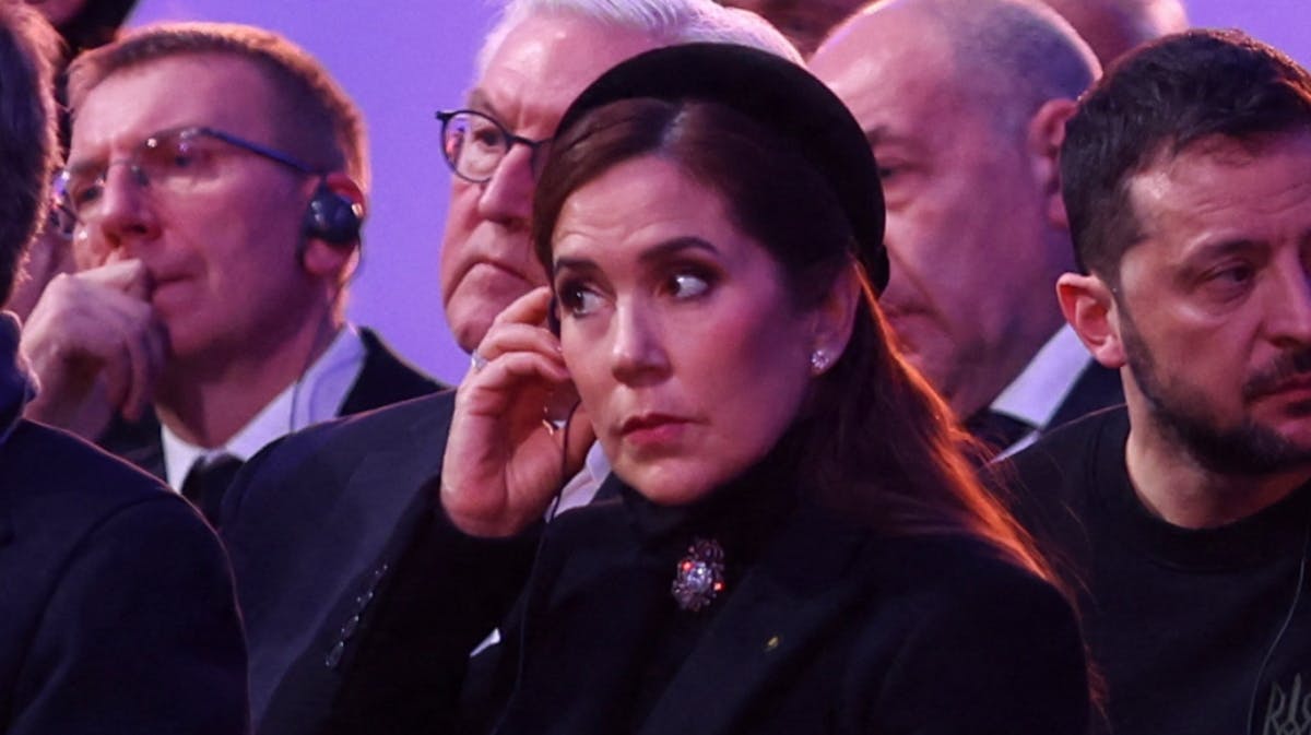 Dronning Mary ved mindeceremonien i Polen.