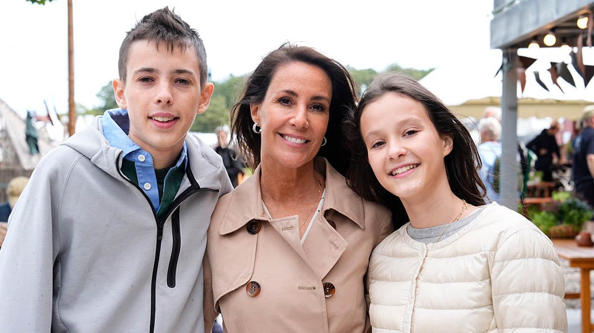 Grev Henrik, prinsesse Marie og komtesse Athena.