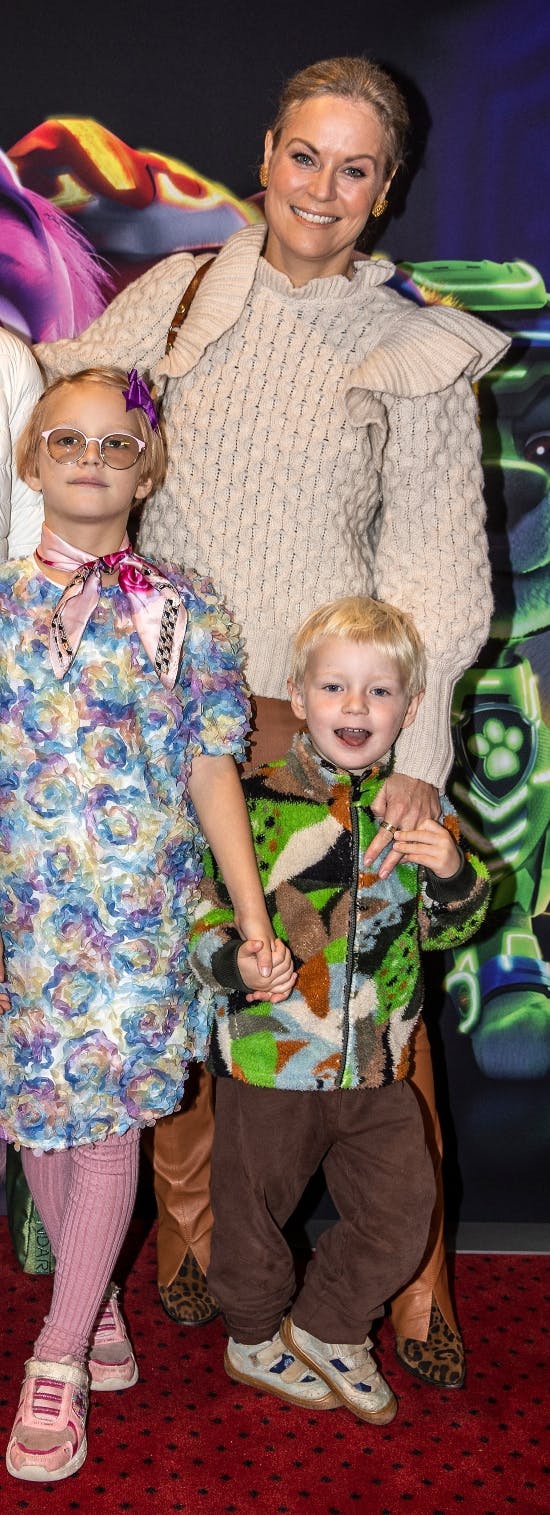 Cecilie med Ellinor og Aksel.