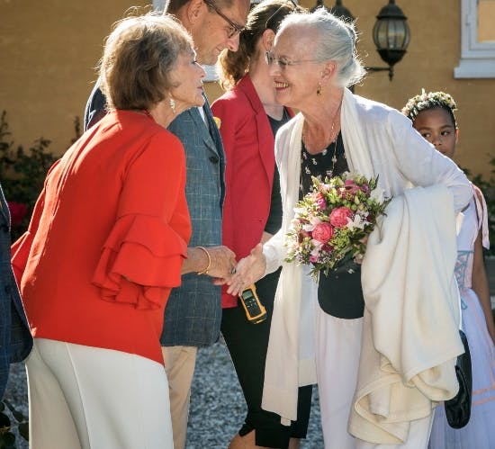 Dronning Margrethe og Lena von Lüttichau.