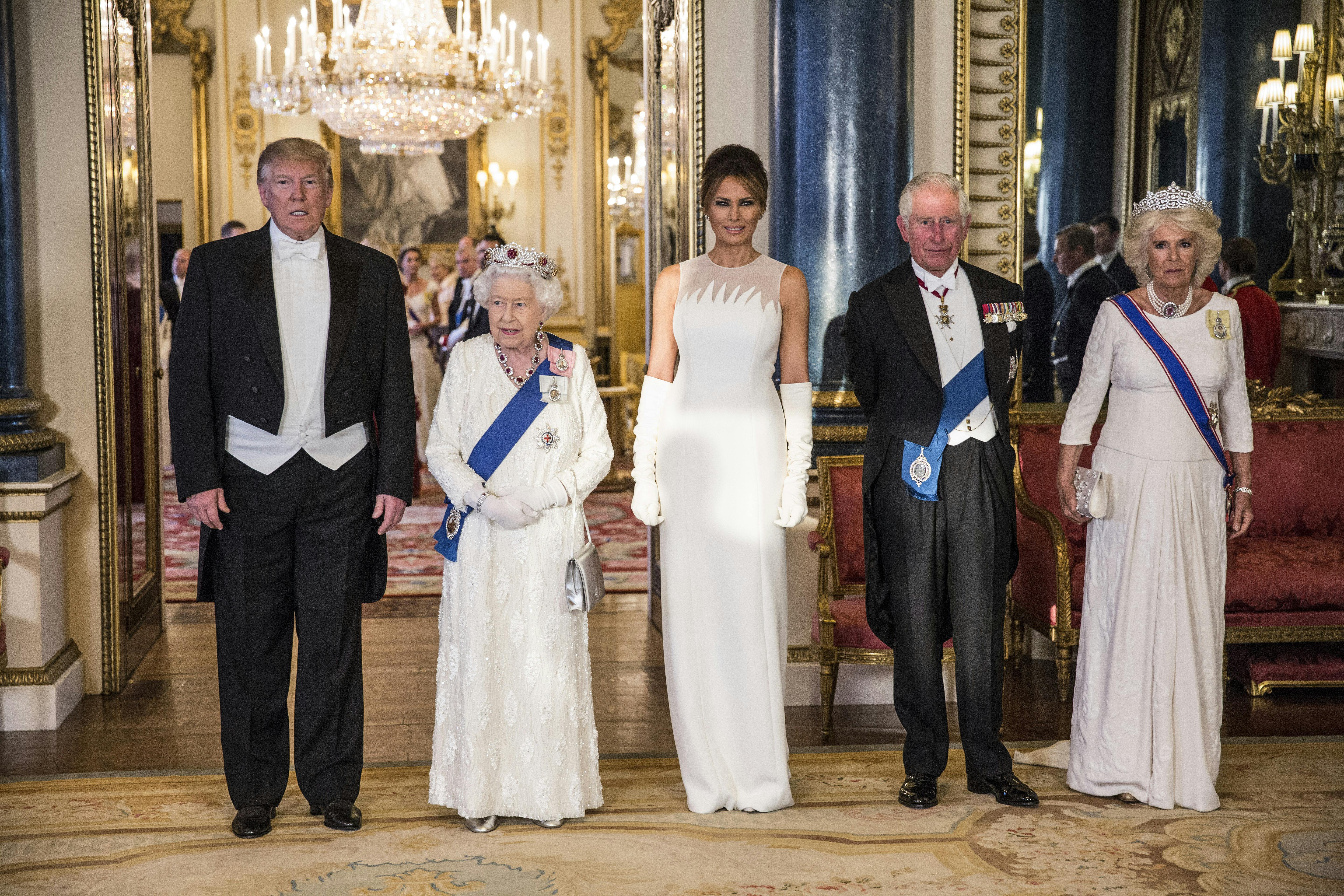 USA's præsident Donald Trump og fru Melania på statsbesøg i Storbritannien i 2019, hvor dronning Elizabeth var vært.