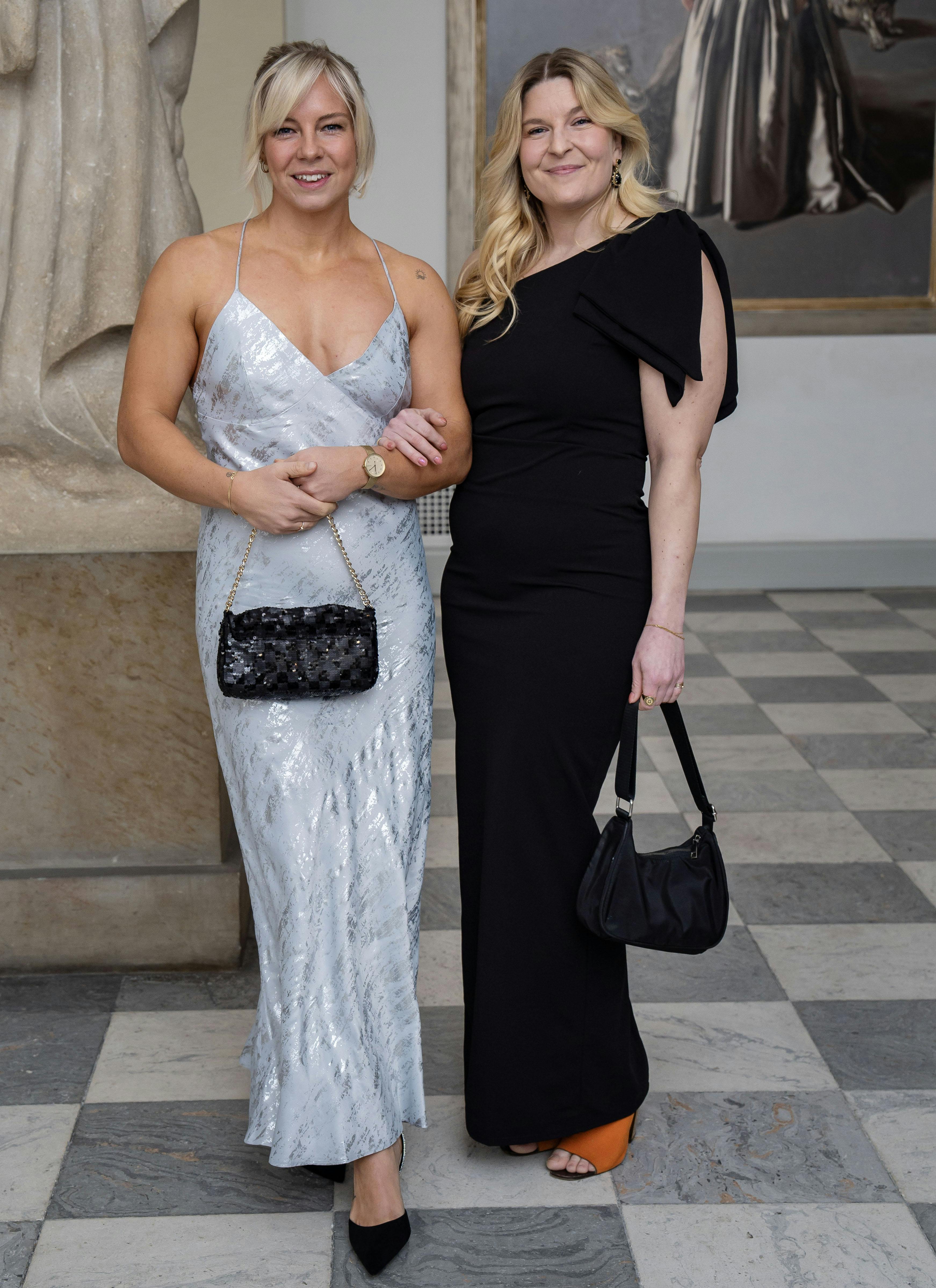 OPGAVE: Kongeparret afholder Aftenselskab for kunst og kultur. POOL 1 A Ankomster i Drabantsalen.STED: Christiansborg slot JOURNALIST: Marianne Singer, Ulrik Ulriksen, Jan KörnerFOTOGRAF: © Hanne Juul/ Aller Foto & VideoDATO: 20250228