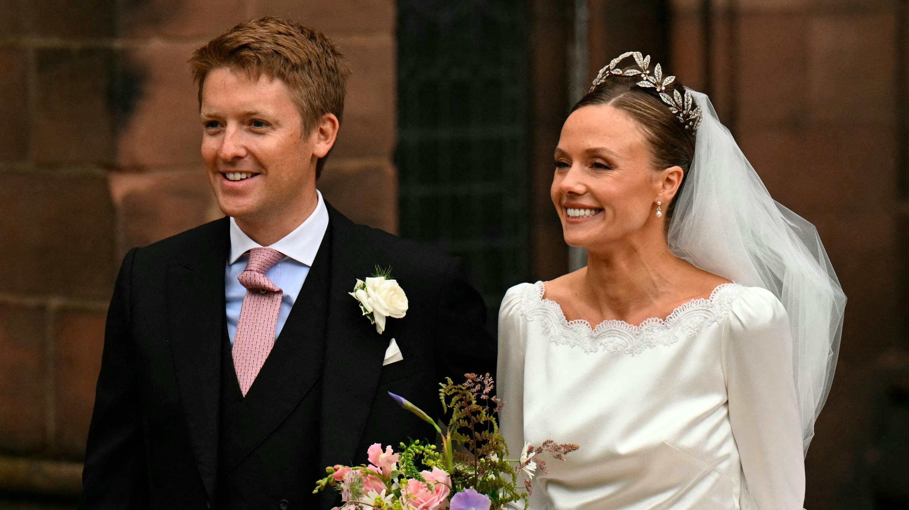 Hugh Grosvenor og Olivia Henson.