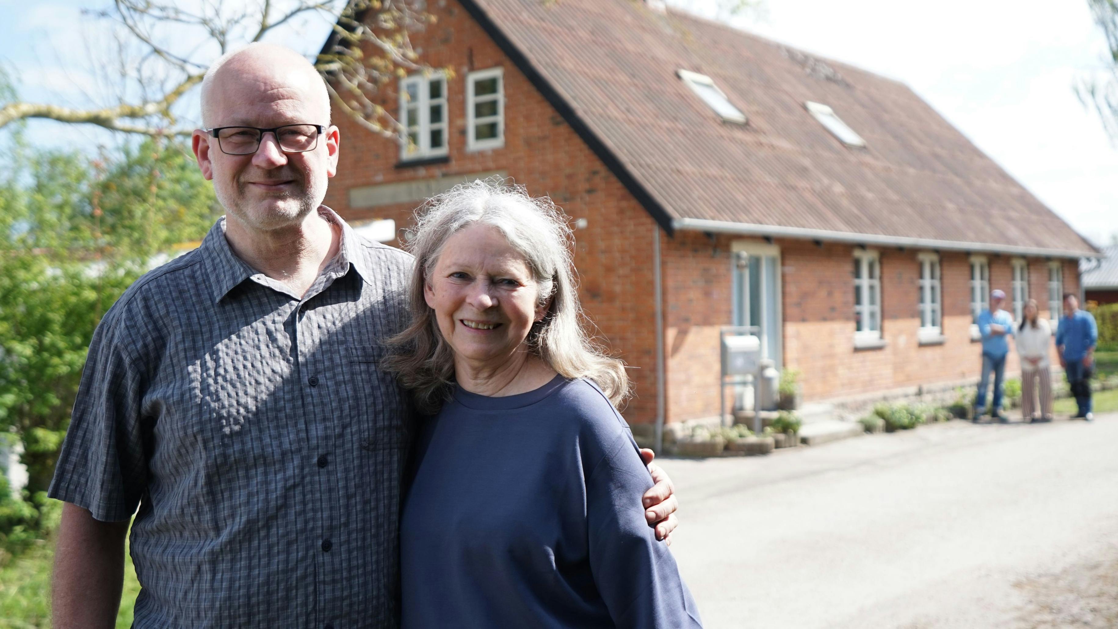 Brian og Lisbeth fra "I hus til halsen". 