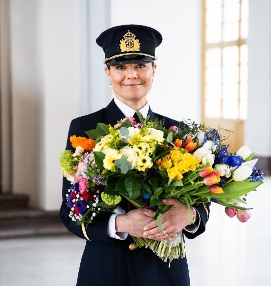 https://imgix.billedbladet.dk/2025-03-17/midNY250312_KRPR_namnsdag_foto_Sara_Friberg_Kungl_Hovstaterna-2-%281%29.jpgNY_.jpg