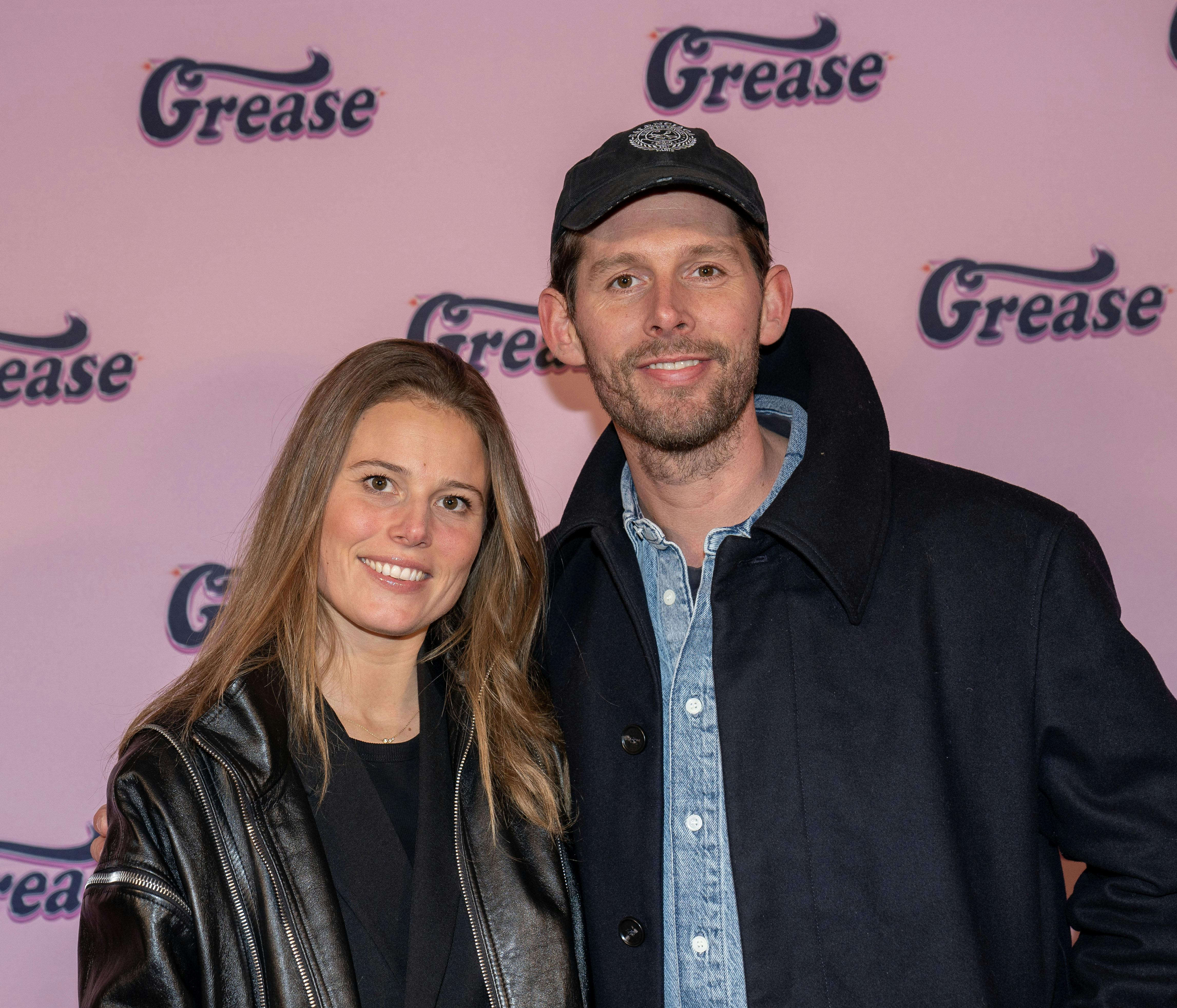Premiere på GREASEDato: 9.3.2023Sted: Falconer scenenJournalist: Laura Dalgård Hansen og Sara NørgaardFoto: Copyright : Martin Høien/Aller Media Danmark