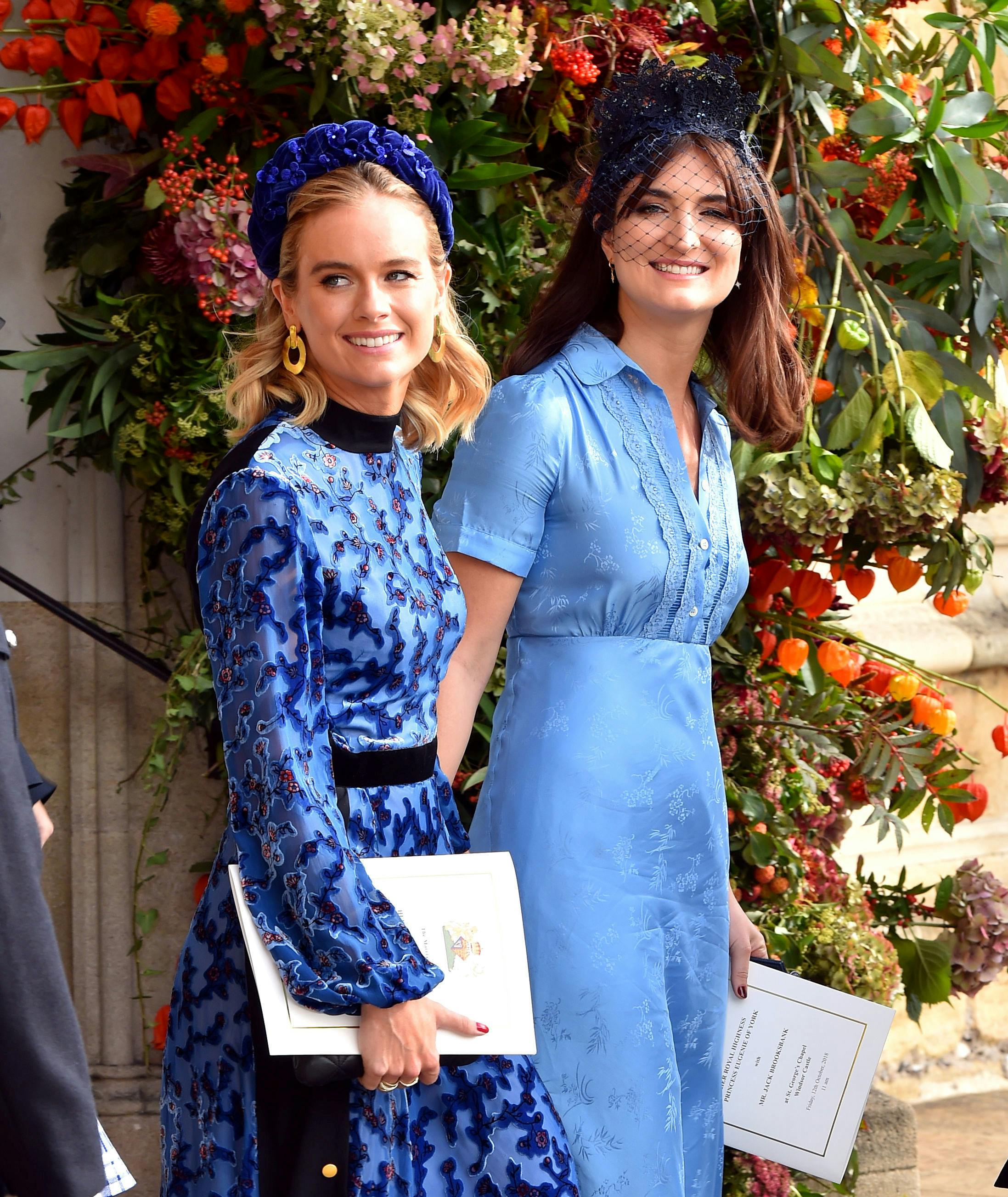Cressida Bonas (til venstre) ved Eugenies bryllup med Jack Brooksbank i 2018.