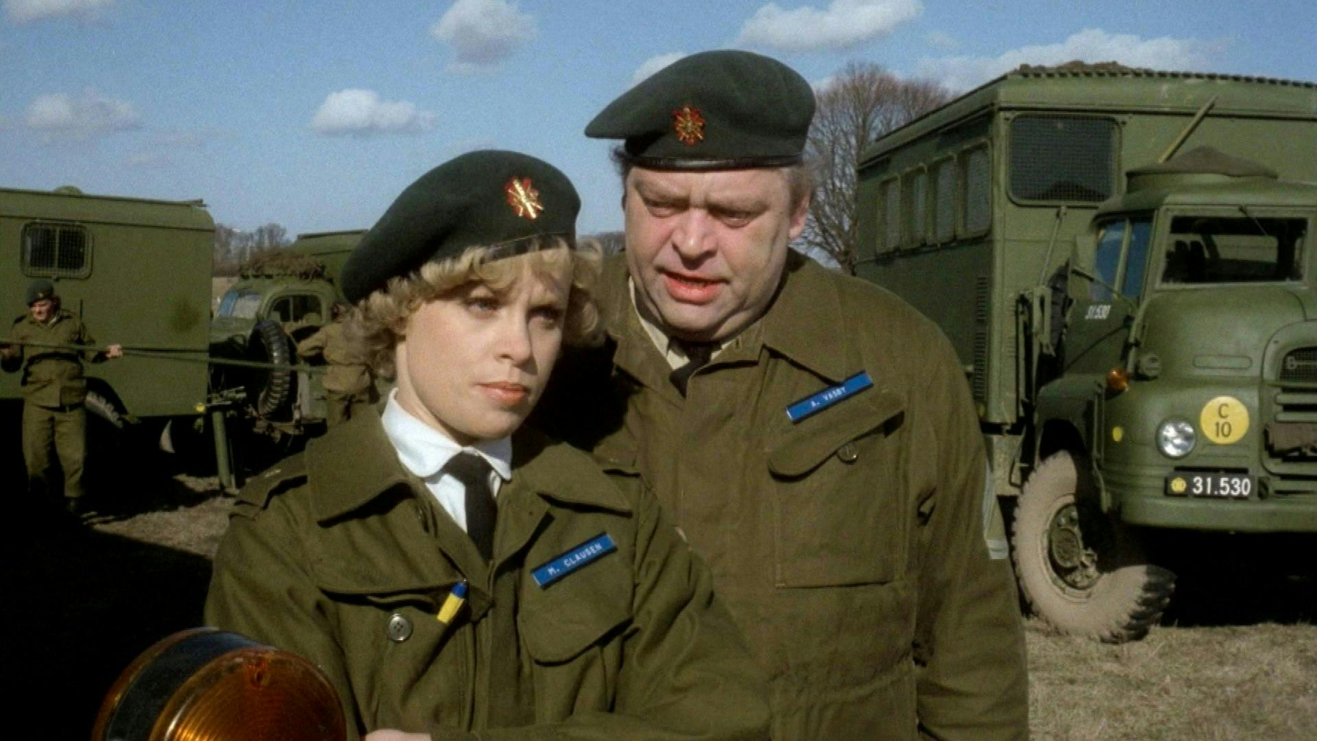 https://imgix.billedbladet.dk/2025-03-27/Piger-i-trojen-2-TV-2x.jpg