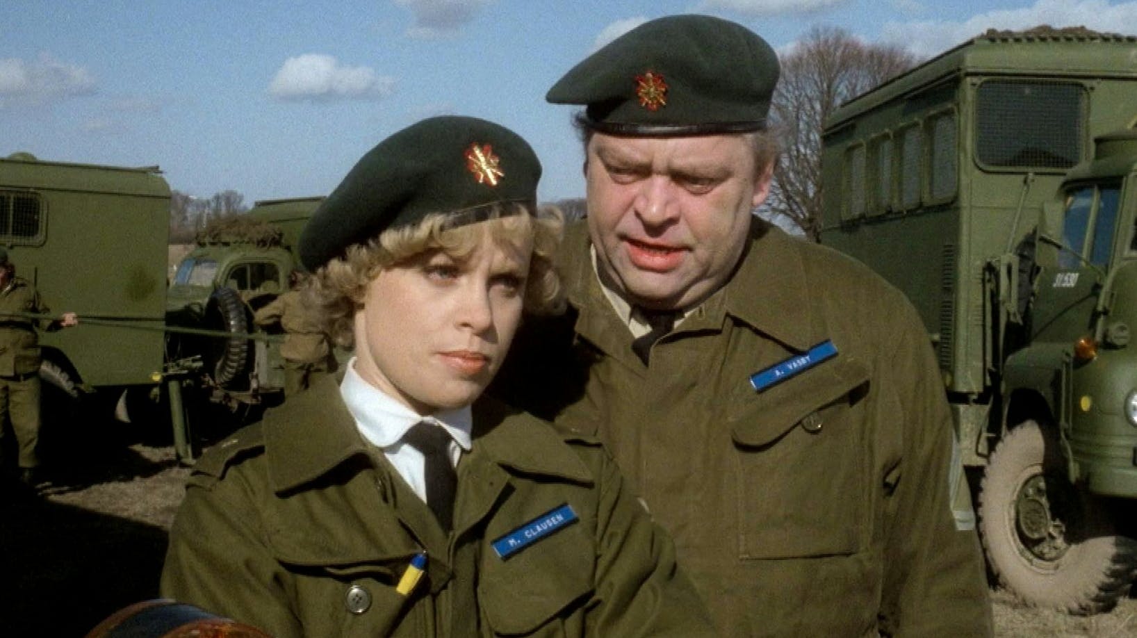 Berrit Kvorning og Dirch Passer i filmen "Piger i trøjen 2" fra 1976.
