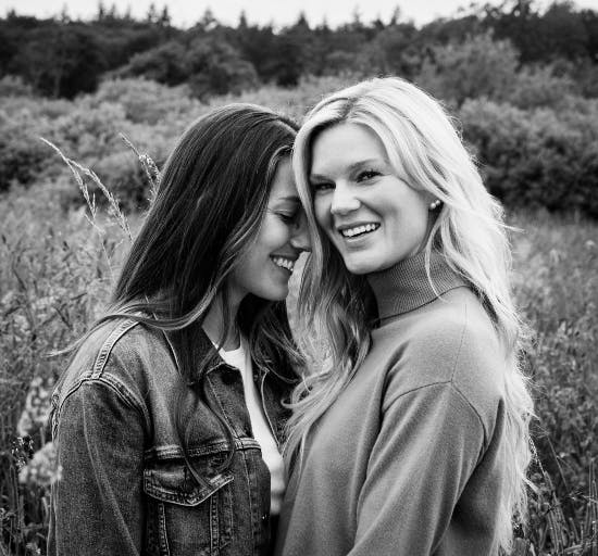 Cathrine og Rasmine Laudrup-Dufour.