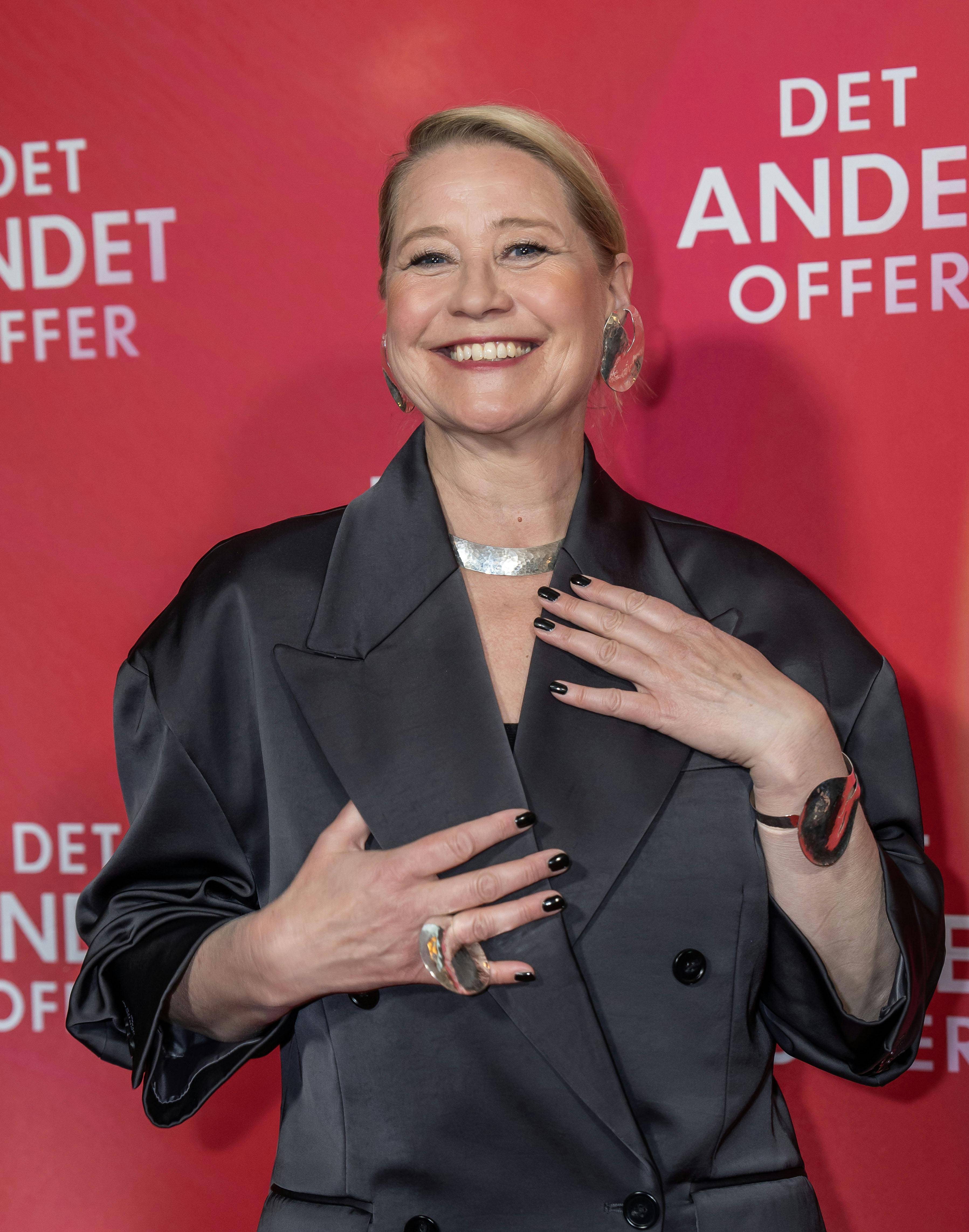 OPGAVE: Premiere på “ Det andet offer”STED: DagmarJOURNALIST: Jan KörnerFOTOGRAF: © Hanne Juul/ Aller Foto & VideoDATO: 20250407