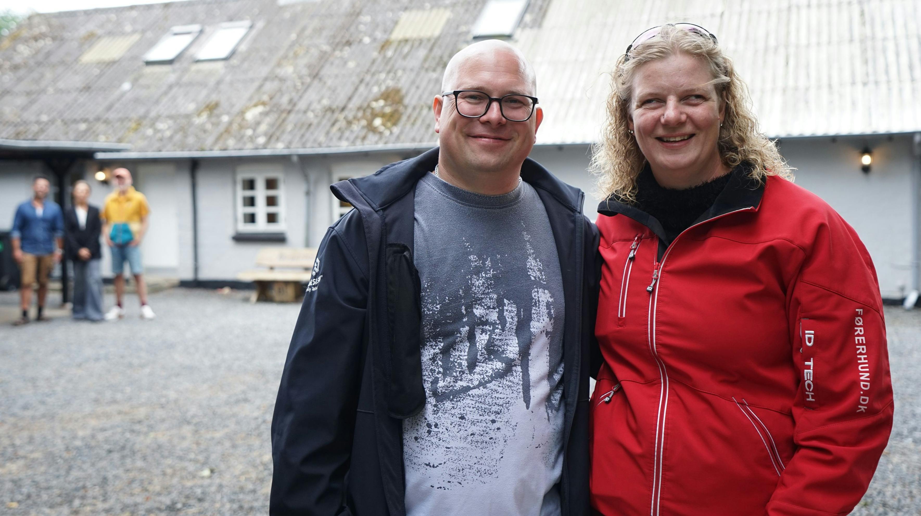 Søren og Winnie fra "I hus til halsen".