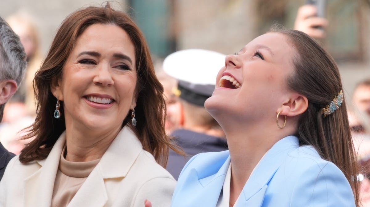 Dronning Mary og prinsesse Isabella 