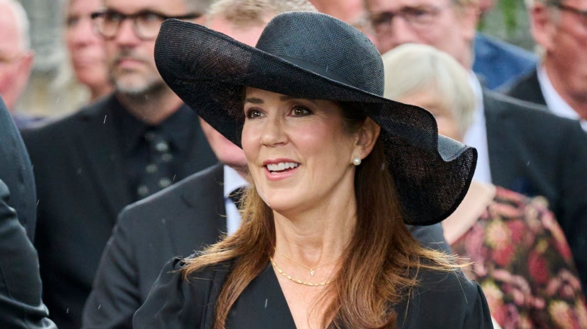 Dronning Mary ved en tidligere lejlighed.