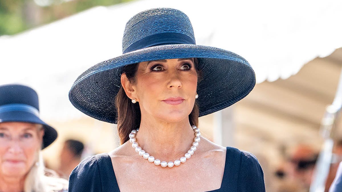 Dronning Mary ved en tidligere lejlighed.
