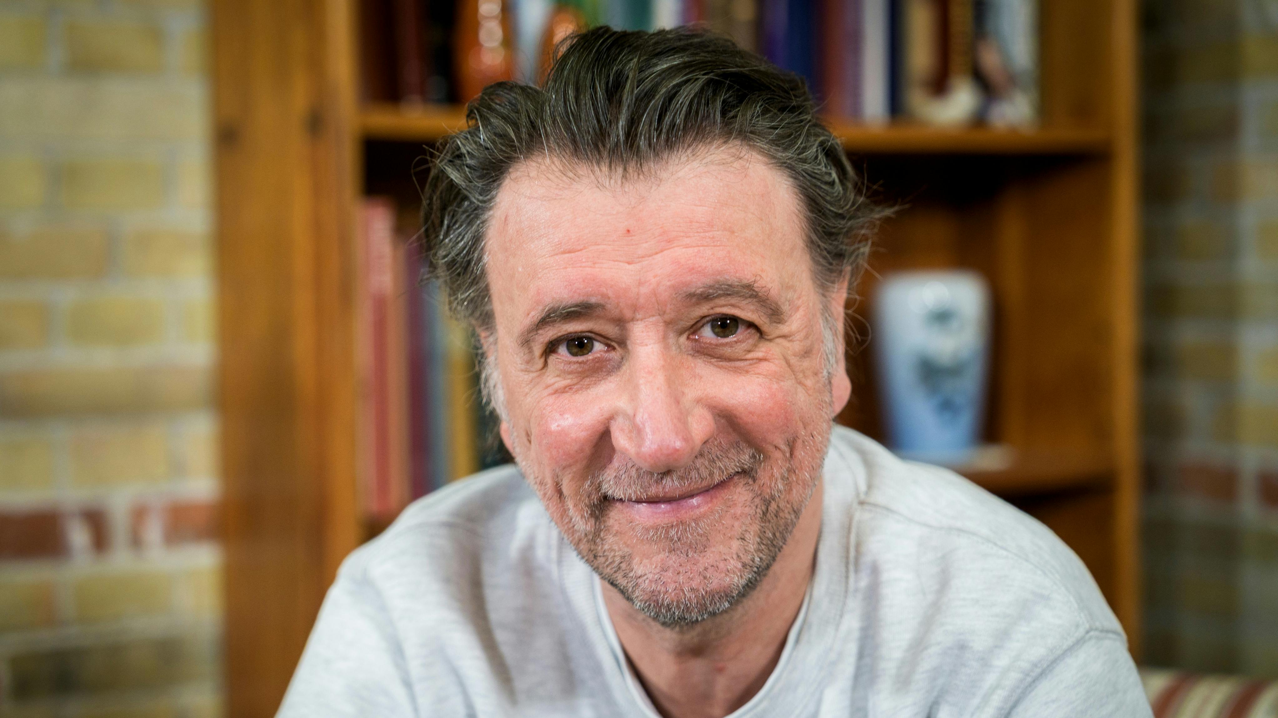 Gordon Kennedy.