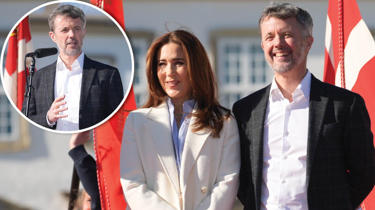 Kong Frederik holdt tale.