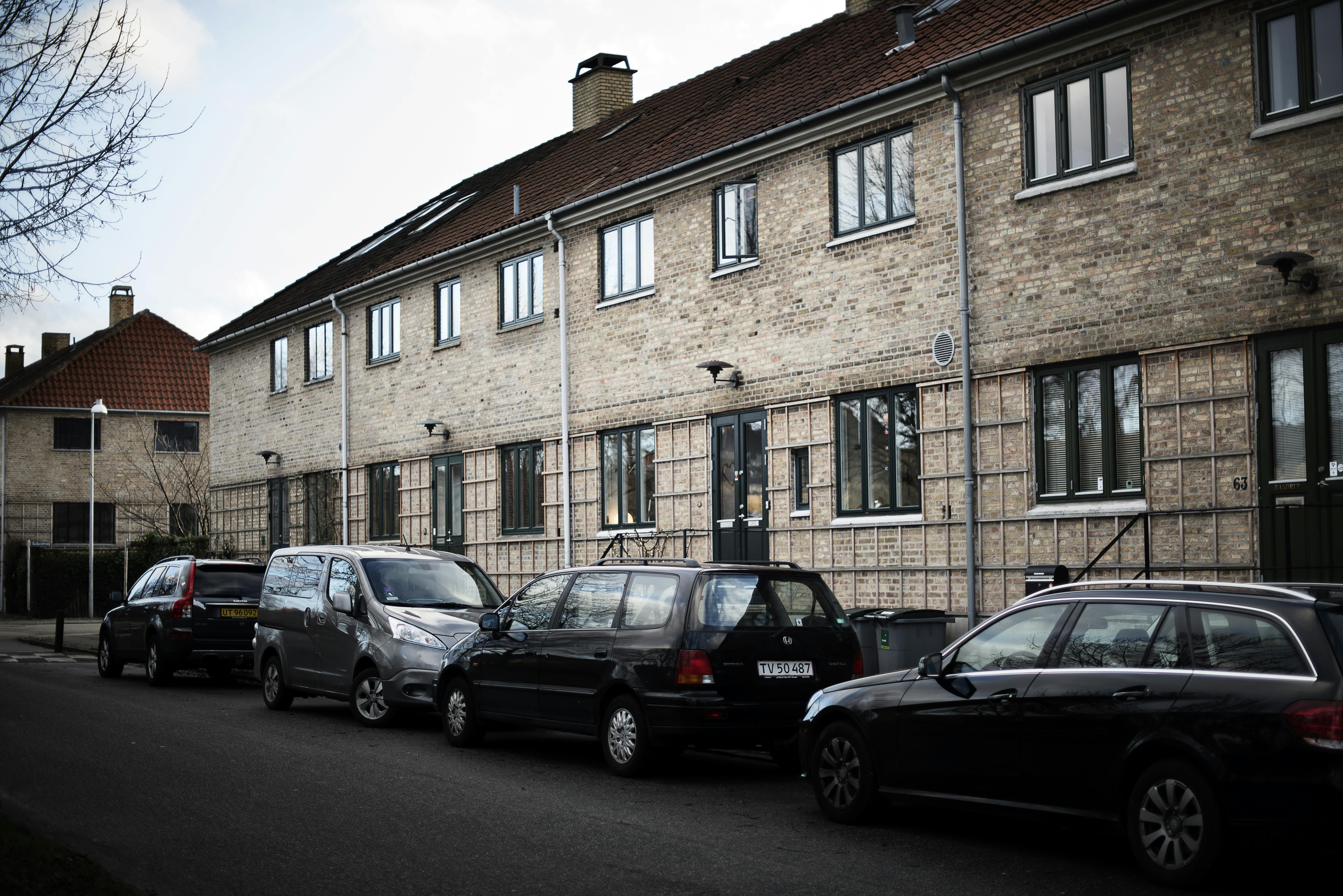 Gamle kendtes huse fotograferet i København og omegn onsdag den 23. december 2015. Jens Otto Krag og Helle Virkner har boet i dettes hus på Egernvej 61 på Frederiksberg.