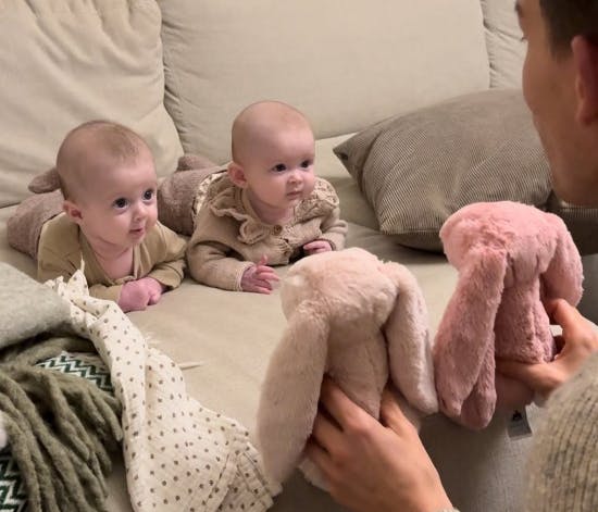 Emma og Nora.