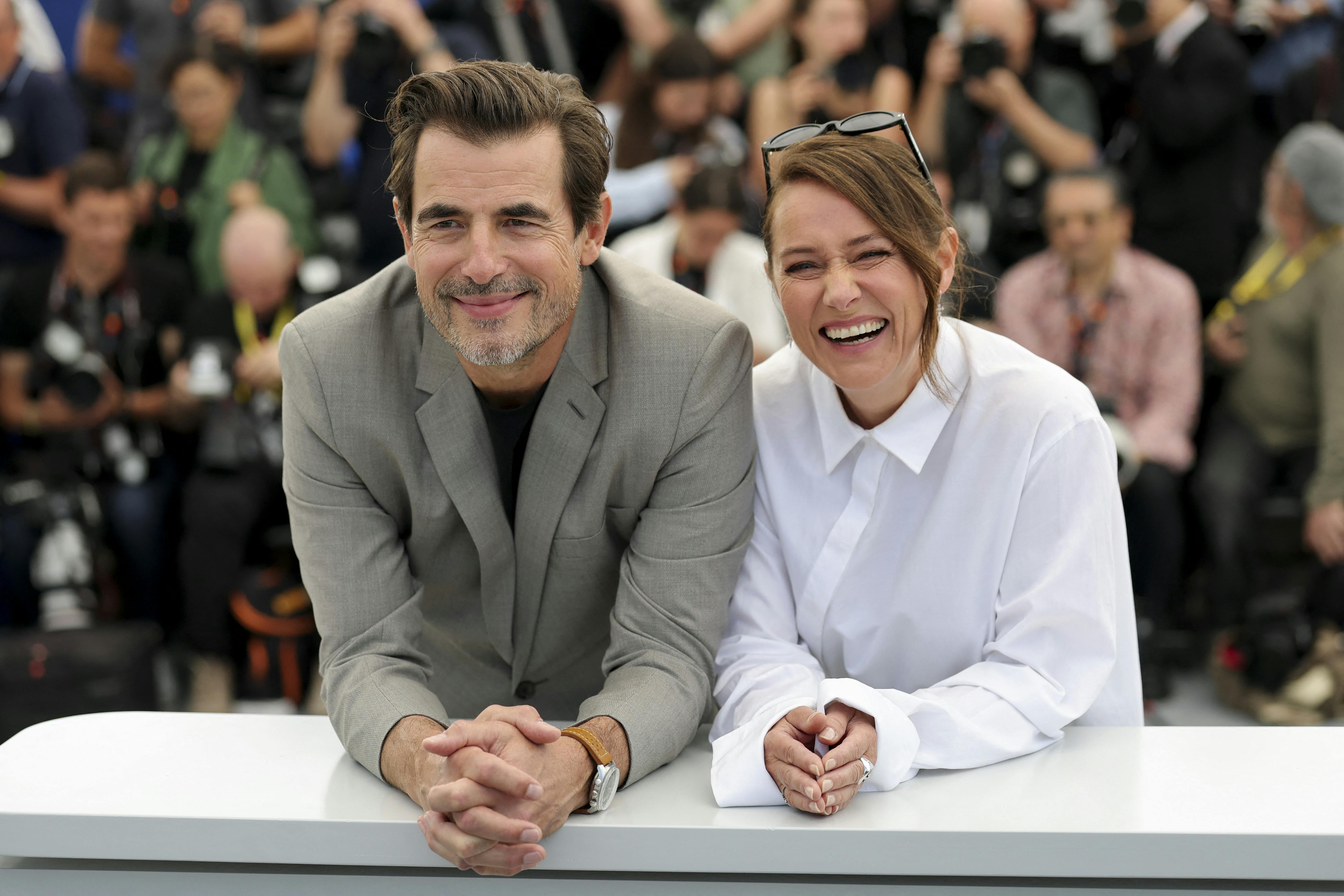 Claes Bang og Sidse Babett Knudsen.