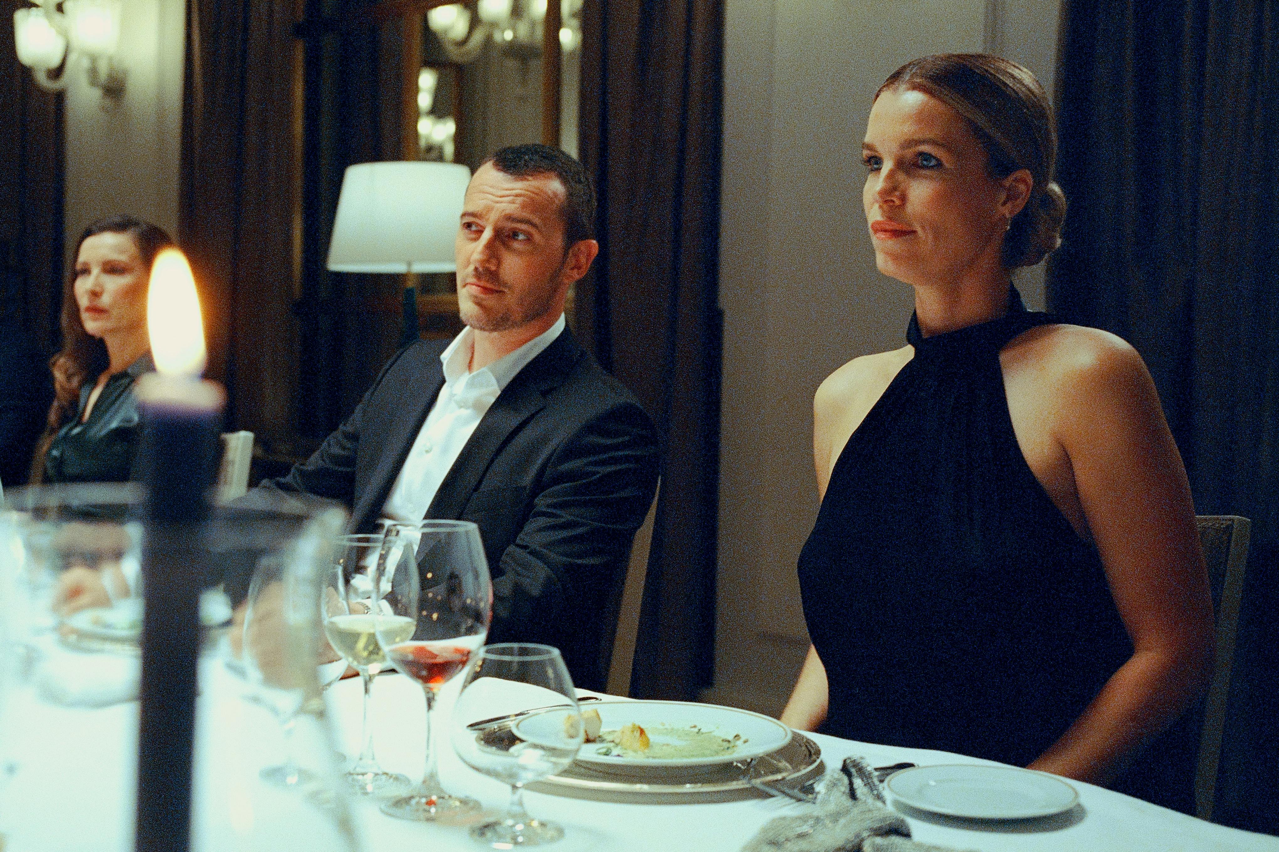 Simon Sears og Marie Bach Hansen i "Reservatet".