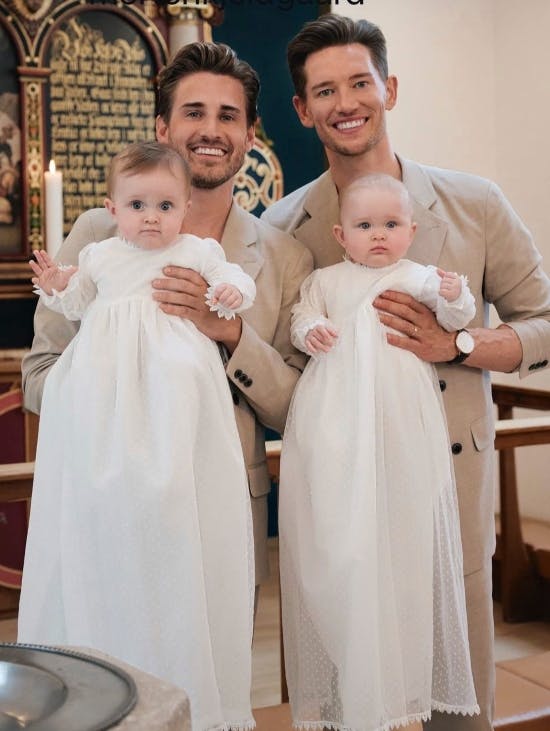 Frederik Haun med Emma og Morten Kjeldgaard med Nora.