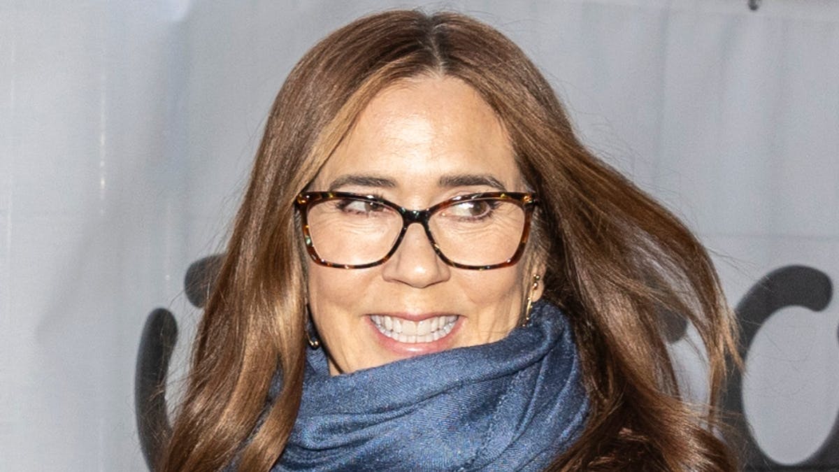 https://imgix.billedbladet.dk/2025-05-24/20250524-MR-Dronning-Mary---Pressefotograf-Mikael-Rieck-%281%29.jpg
