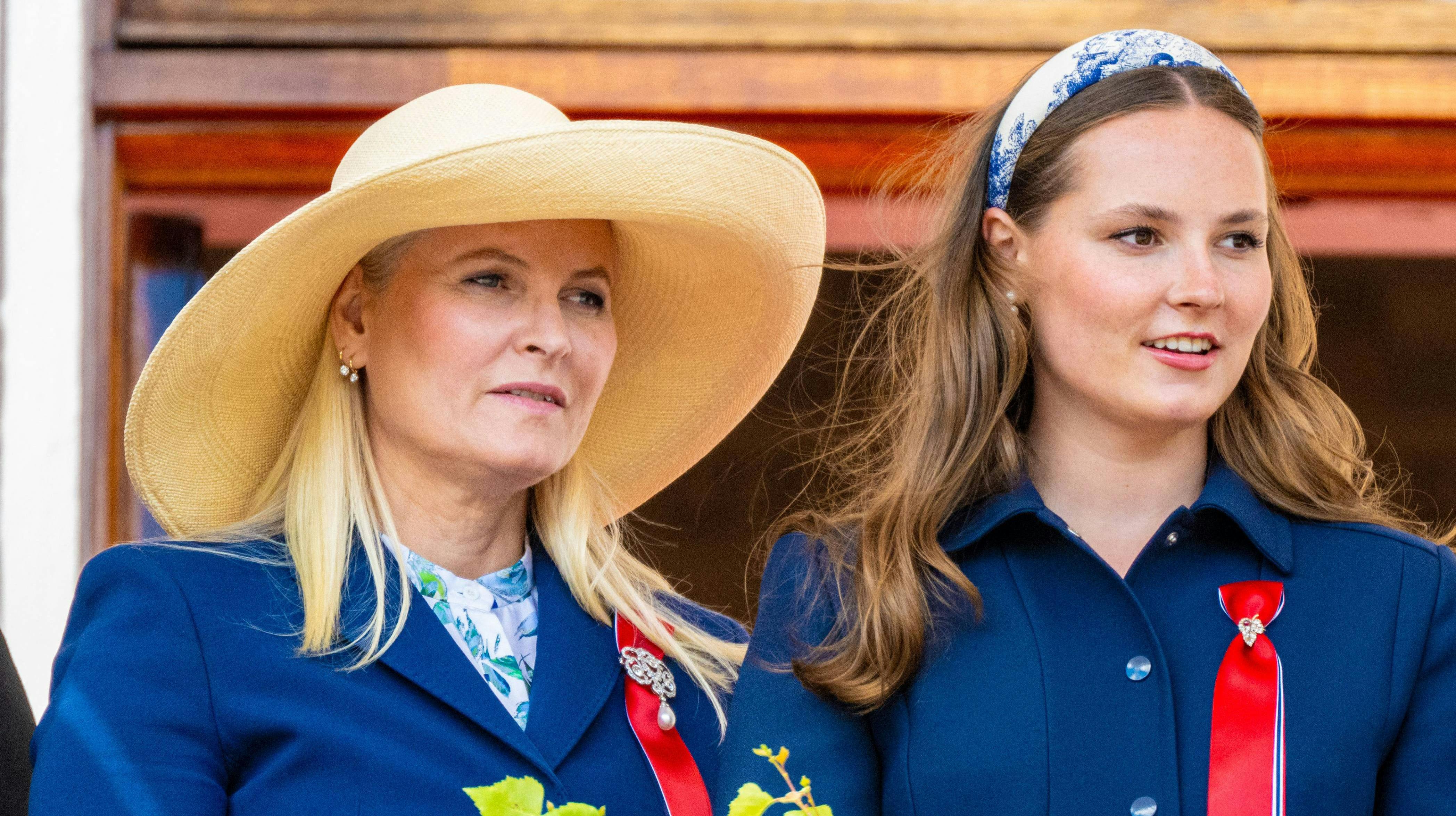 Kronprinsesse Mette-Marit og prinsesse Ingrid Alexandra. 
