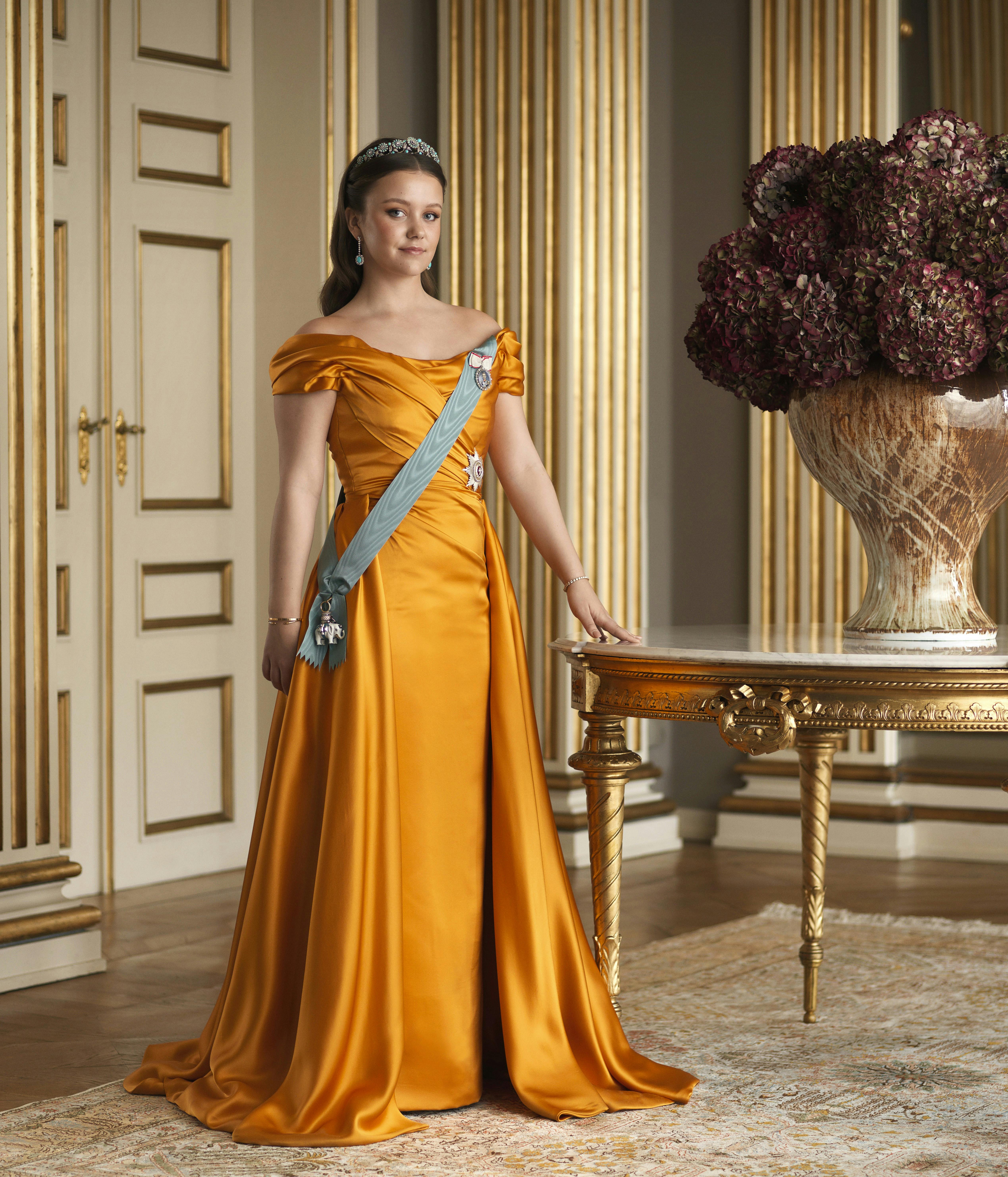 https://imgix.billedbladet.dk/2025-05-26/galla2025_hkh-prinsesse-isabella-opt01_0081-1%5B1%5D.jpg