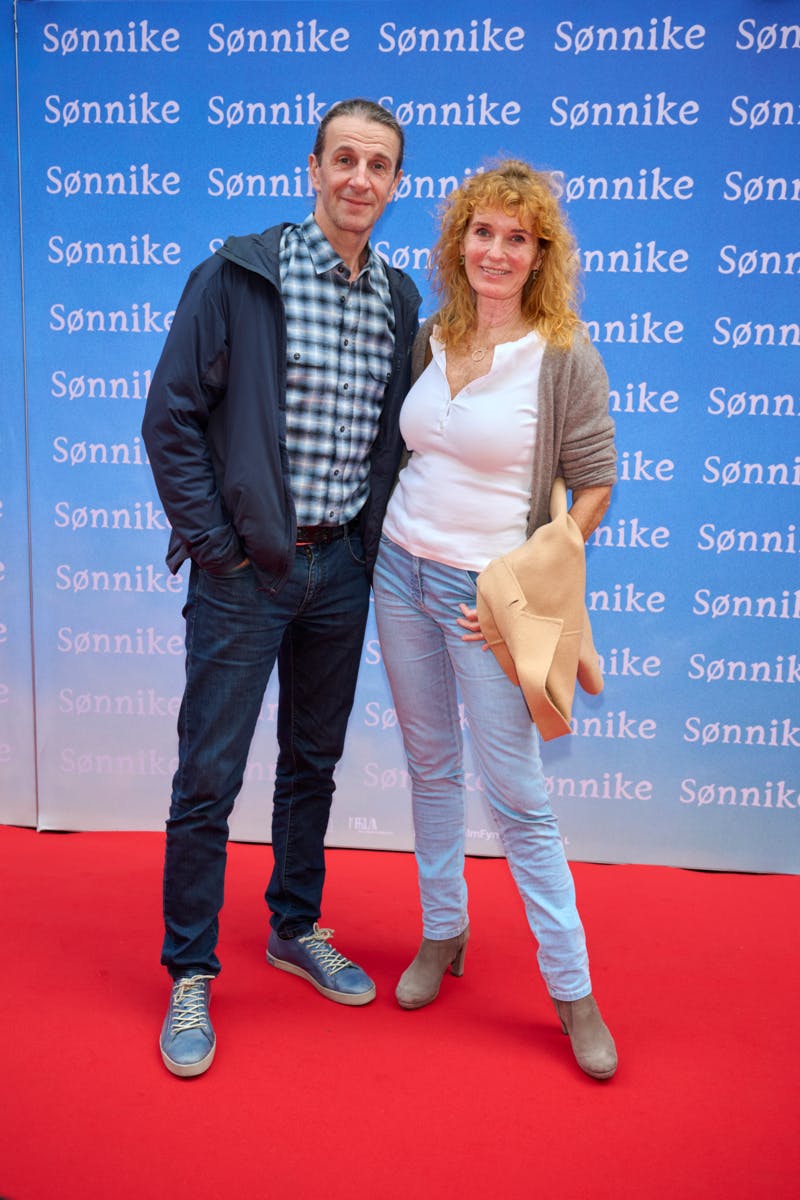 Opgavebeskrivelse: Premiere, SønnikeSted: Grand Teatret, KøbenhavnFotograf: Lars H. LaursenJournalist: Majken Munk og Alexander Borch NielsenOptagelsedato: 2025.05.27