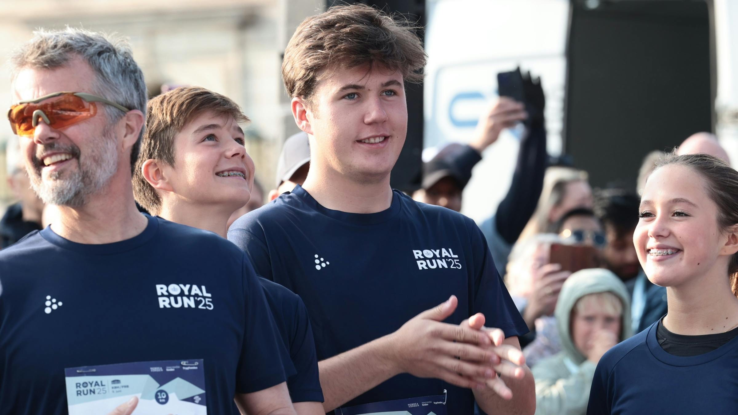 Kong Frederik, prins Vincent, kronprins Christian og prinsesse Josephine. 
