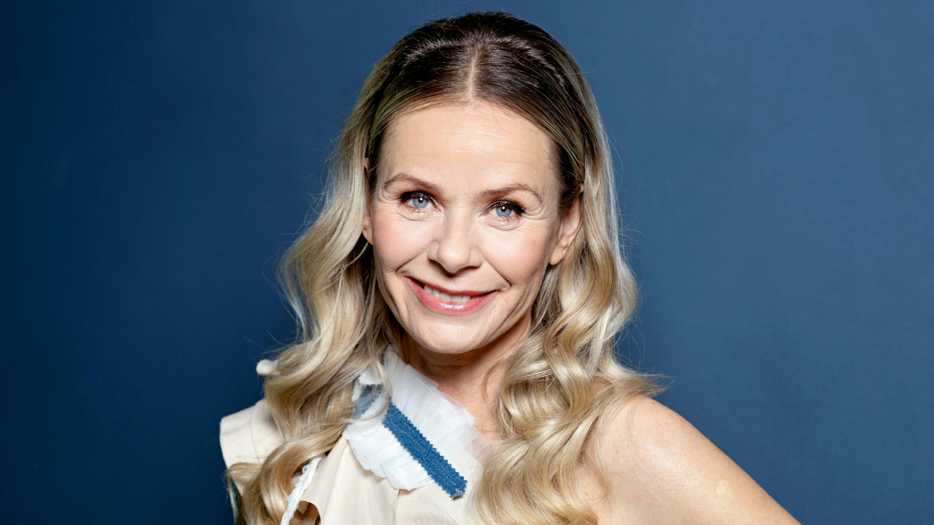 Anne Glad. 
