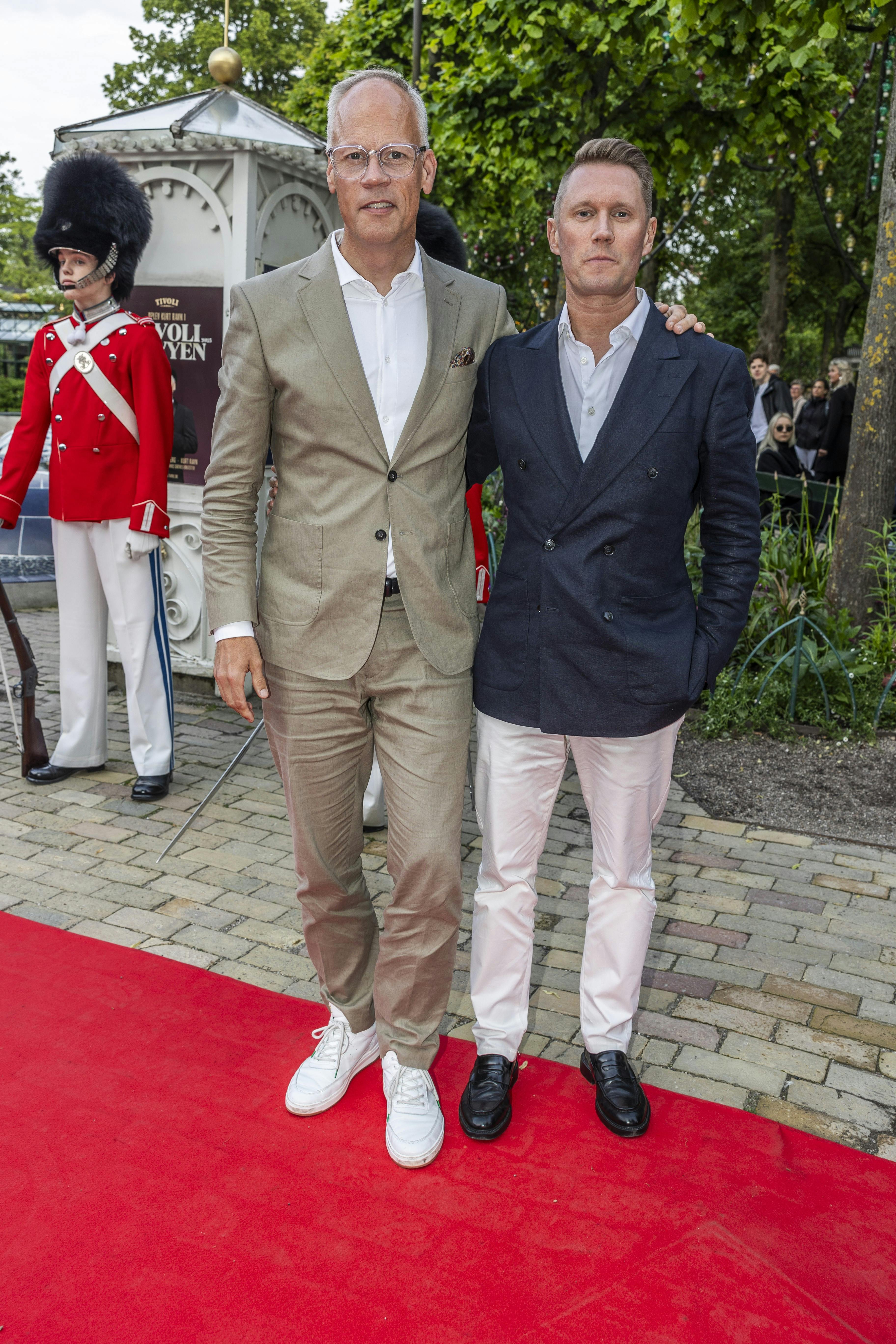 https://imgix.billedbladet.dk/2025-06-12/20250605-MR-Tivolirevyen---Pressefotograf-Mikael-Rieck_49.jpg