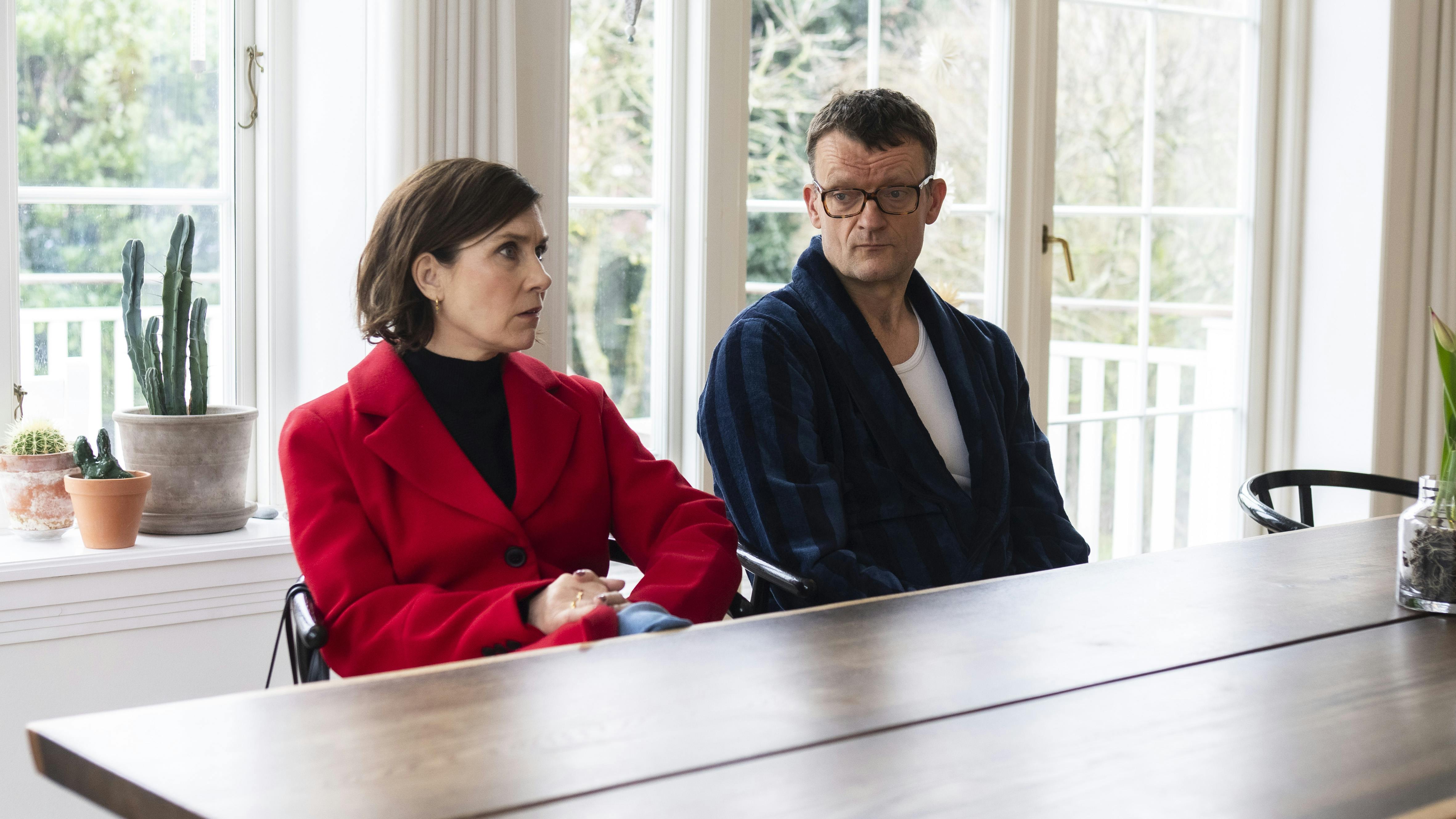 Mia og Frank i den nye sæson af "Klovn".