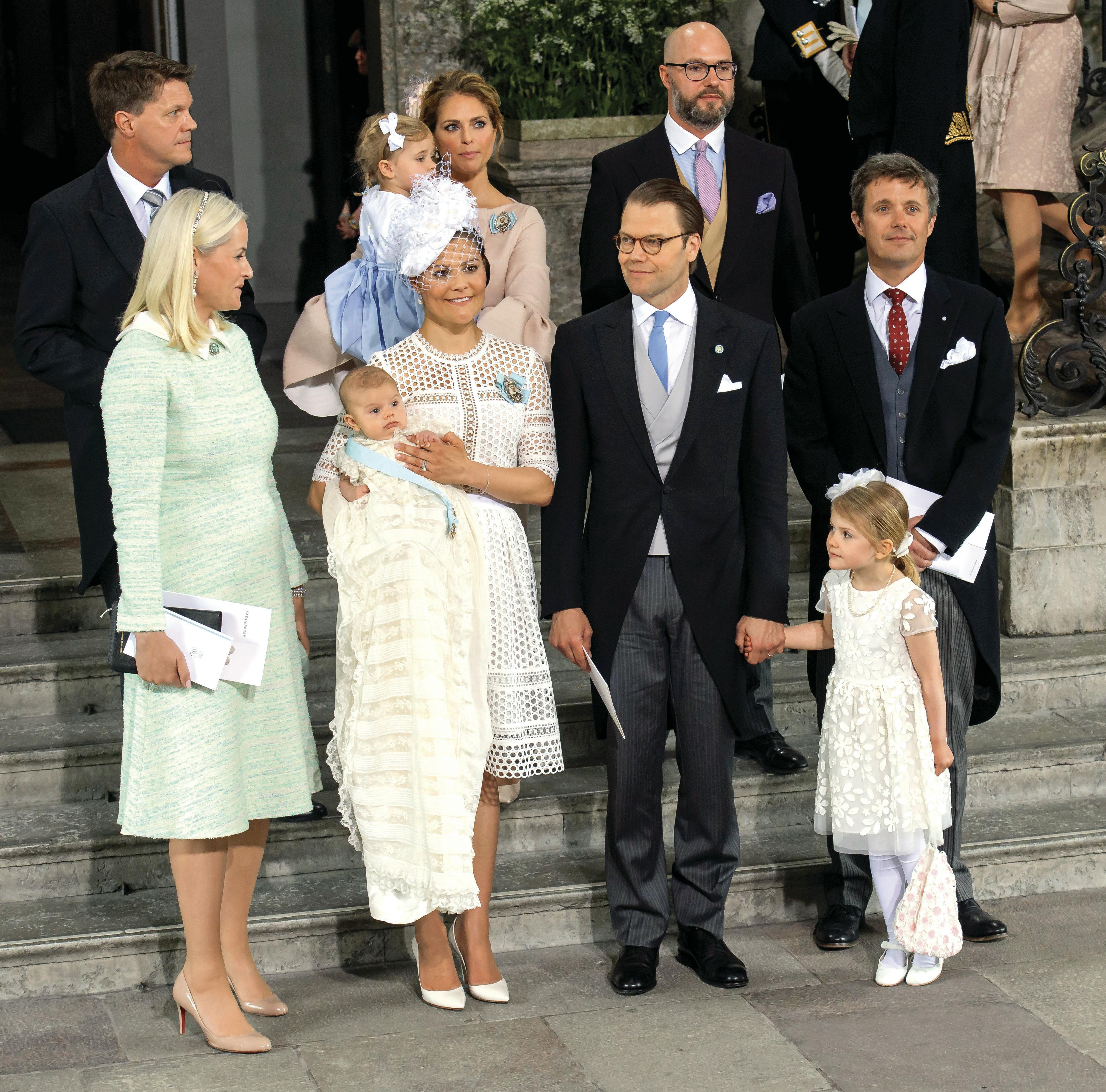 https://imgix.billedbladet.dk/2025-06-13/faddeer.jpg