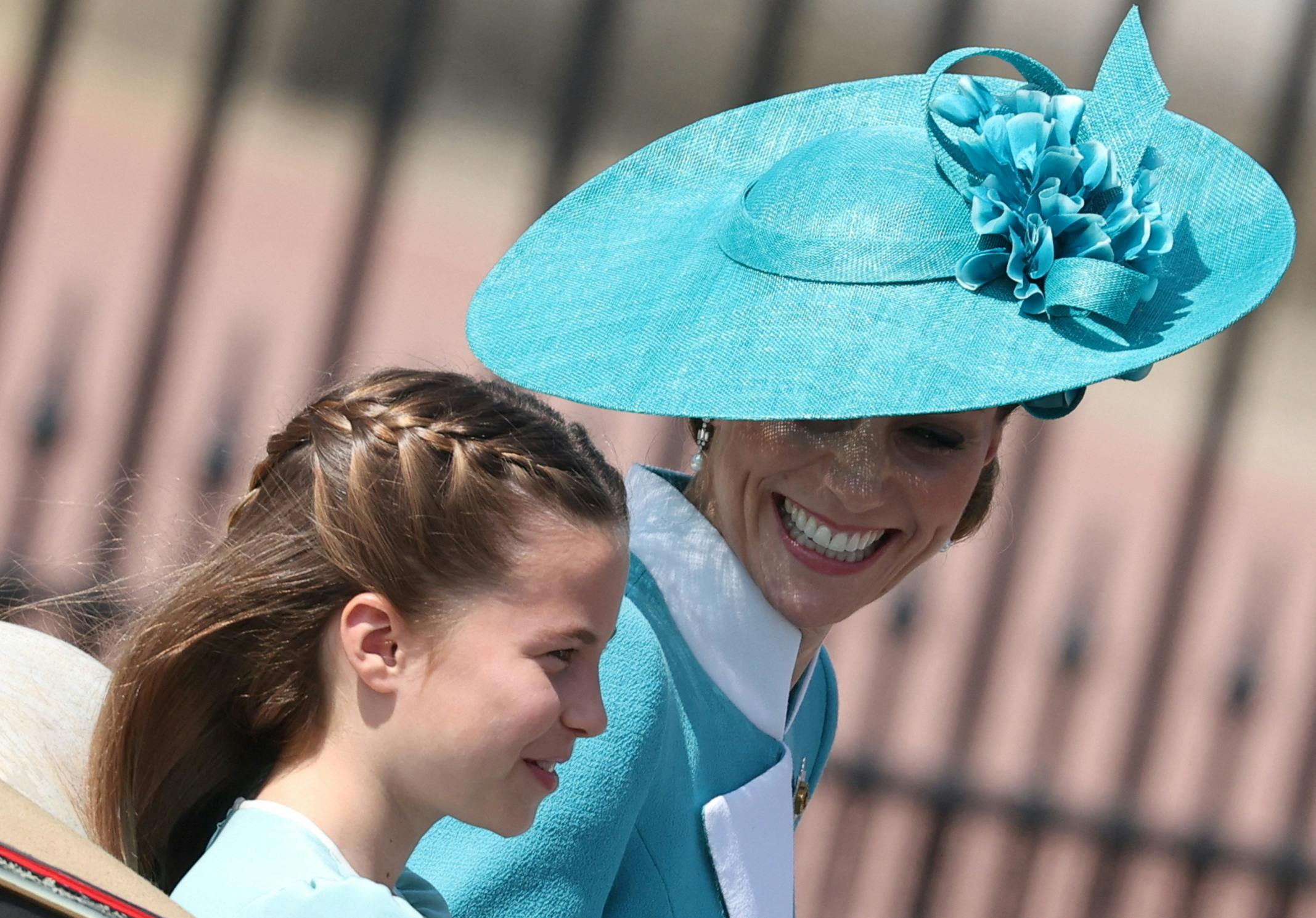 Prinsesse Charlotte og prinsesse Kate.