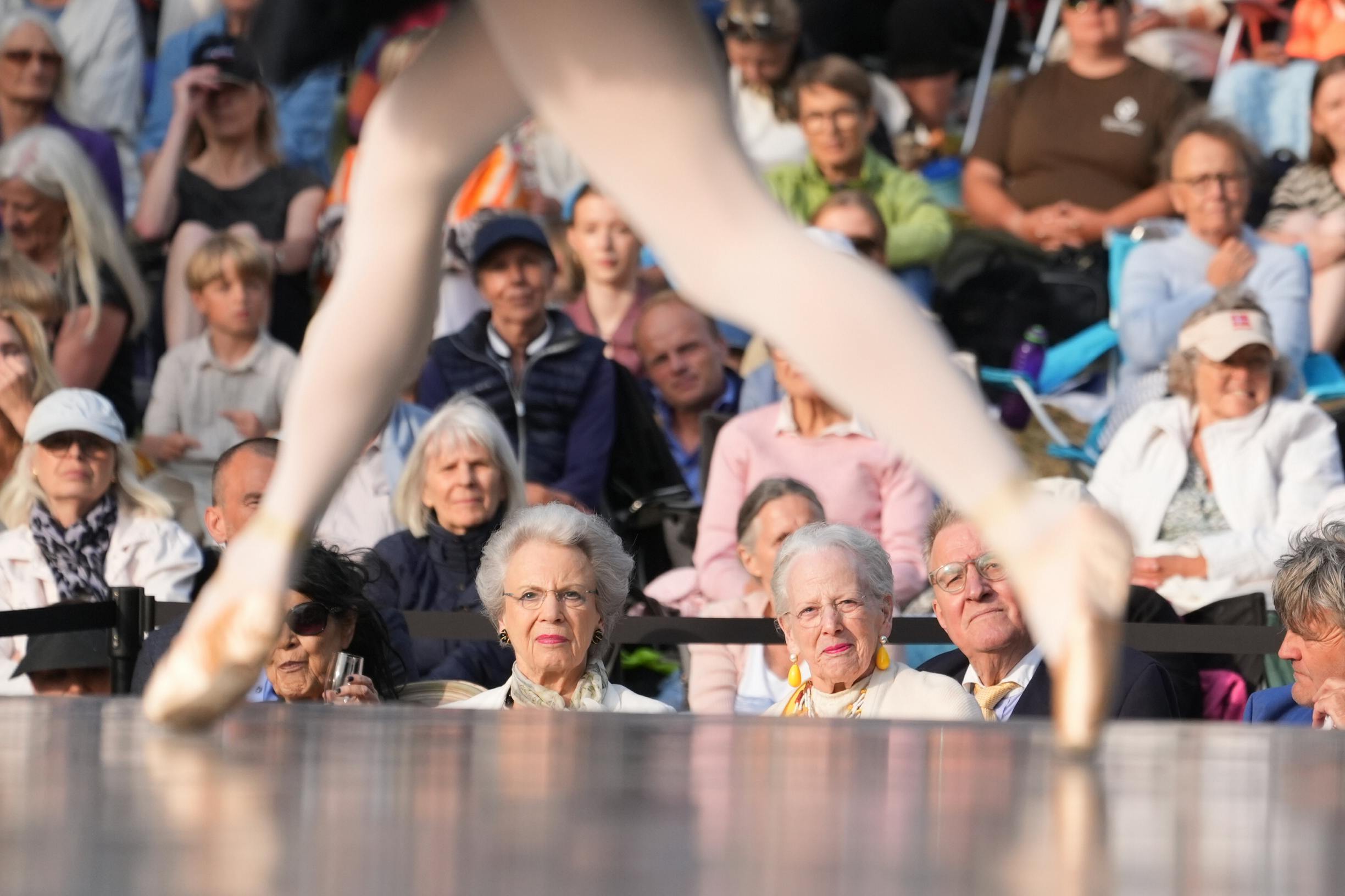 STRAX BILLEDEKong Frederik og dronning Mary _FaeroerneBilledet er ikke billedbehandletFOTO: Hanne Juul/ Aller Foto & Video