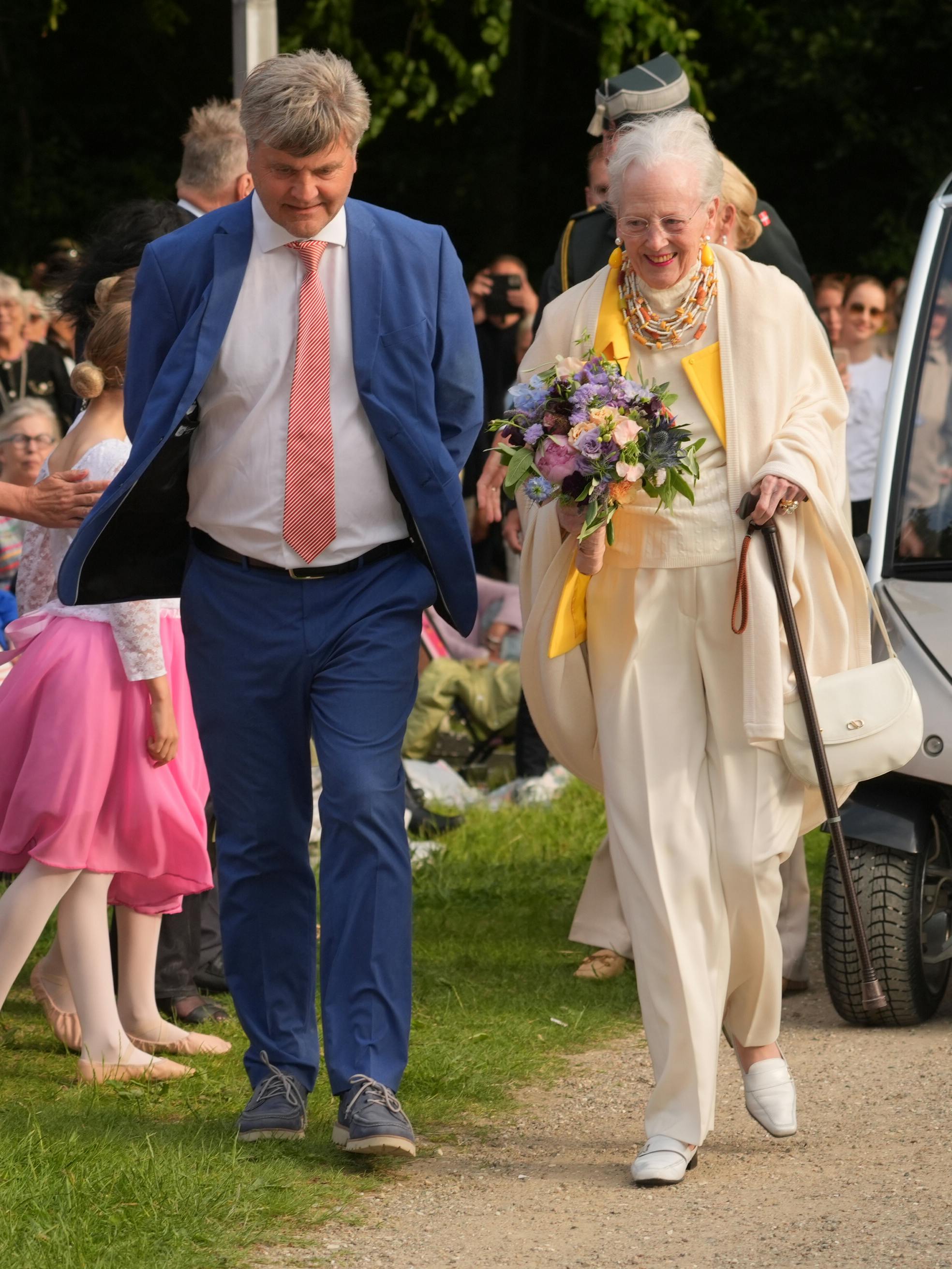 STRAX BILLEDEKong Frederik og dronning Mary _FaeroerneBilledet er ikke billedbehandletFOTO: Hanne Juul/ Aller Foto & Video