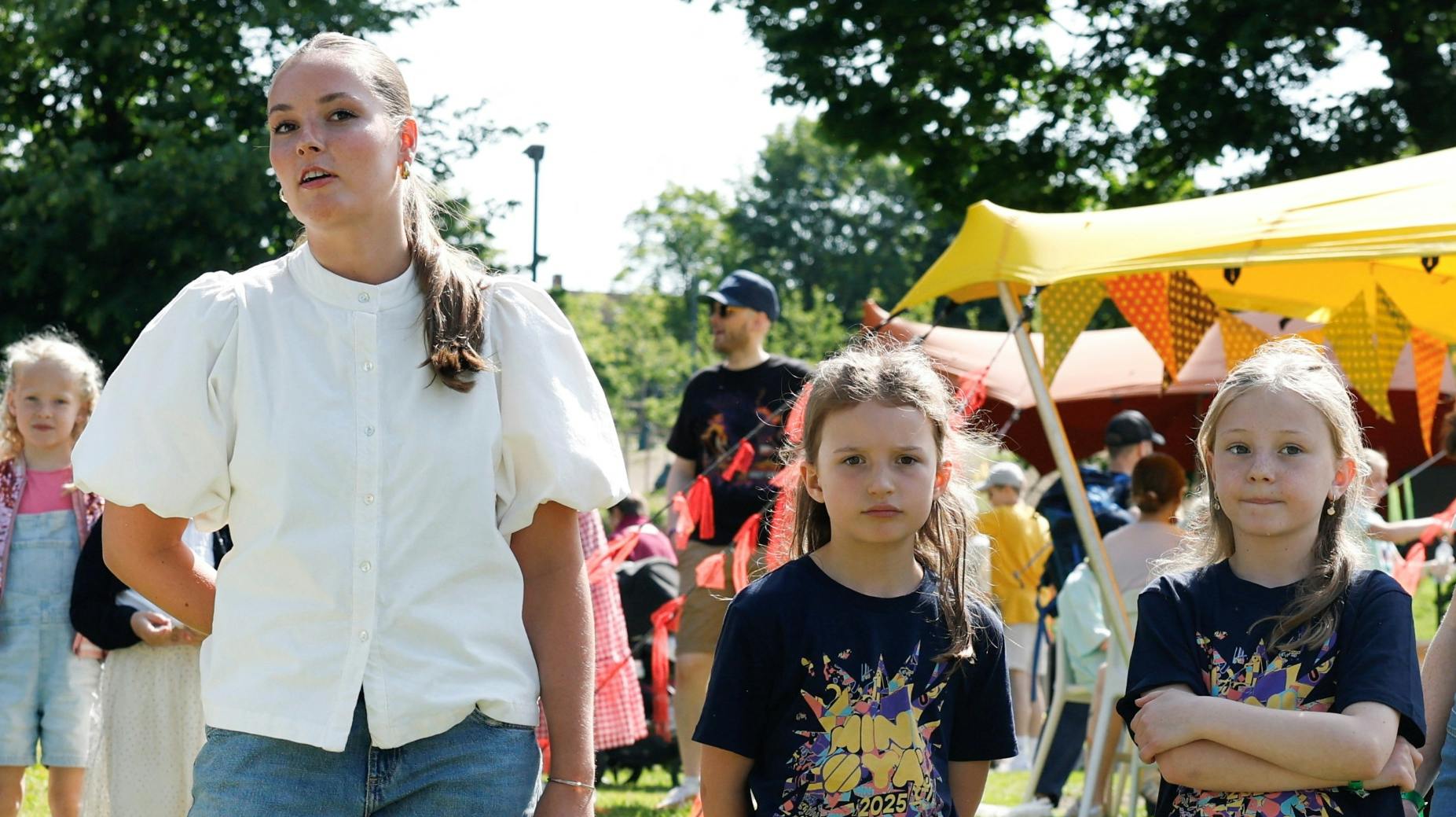 Prinsesse Ingrid Alexandra og pigerne Thelma og Ingeborg. 