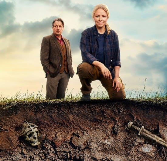 Lene Maria Christensen og Anders W. Berthelsen som Ester og Michael Toksvig.