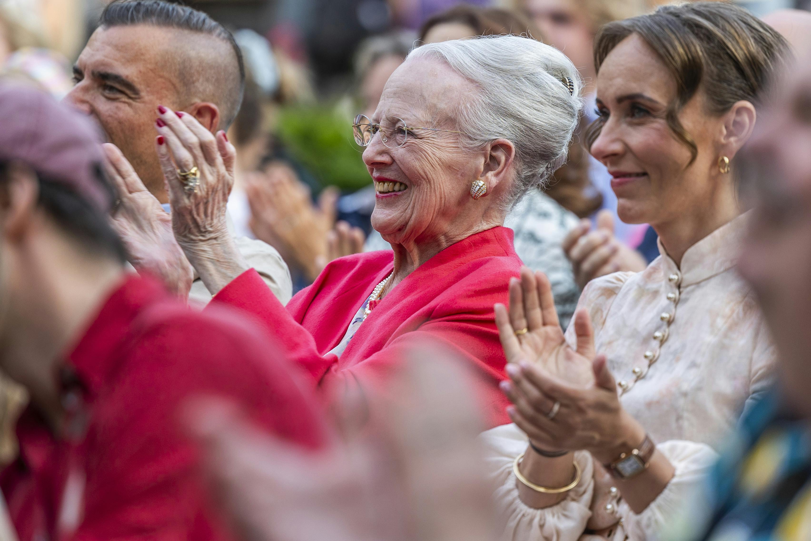 Dronning Margrethe til Ballet i Tivoli