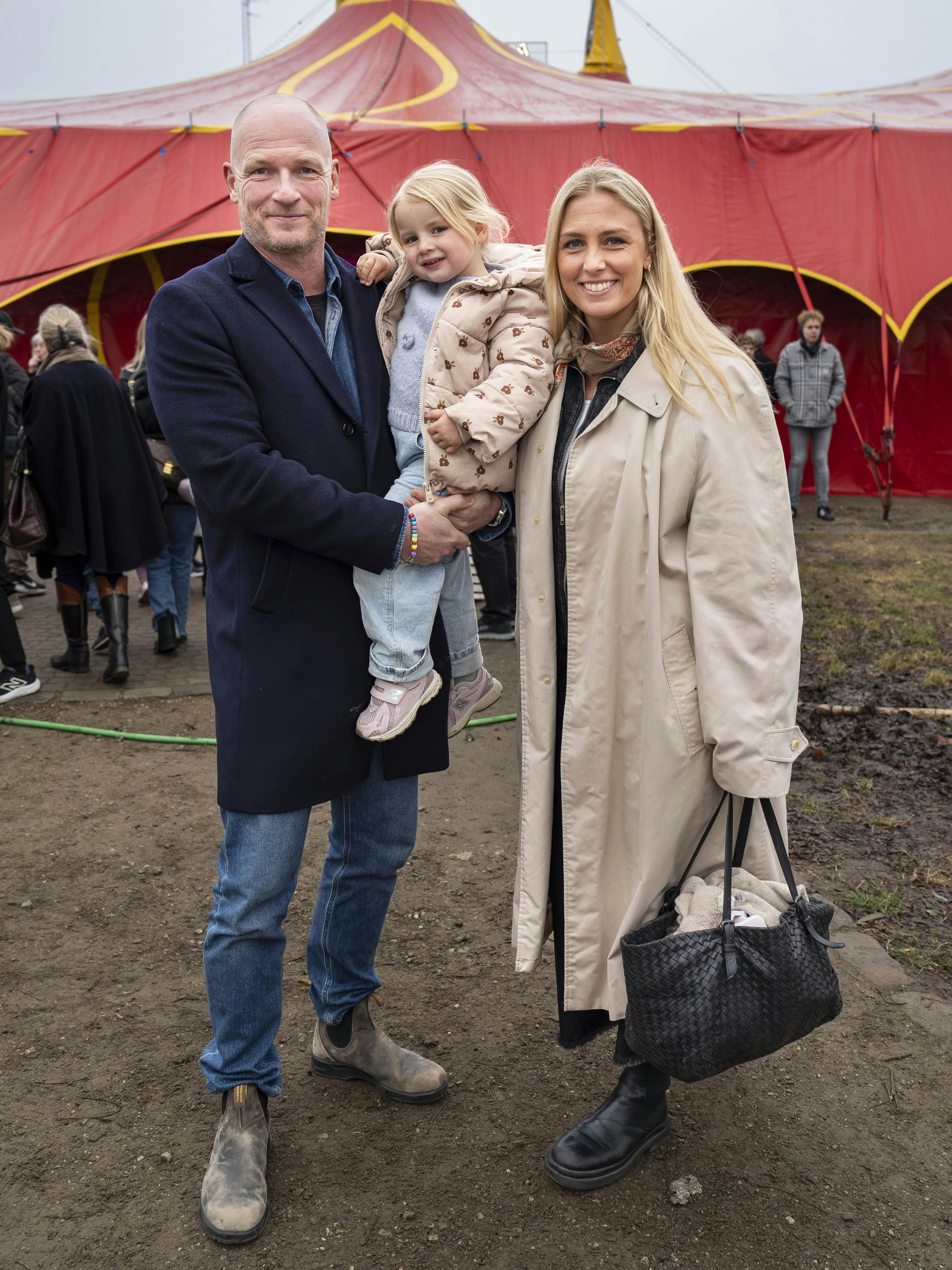 OPGAVE:  Rød løber på Cirkus Arenas 70 års jubilæumsshowSTED: BellahøjJOURNALIST: Camilla Maria Johansen og Karina DidriksenFOTOGRAF: © Hanne Juul/ Aller Foto & VideoDATO: 20250325