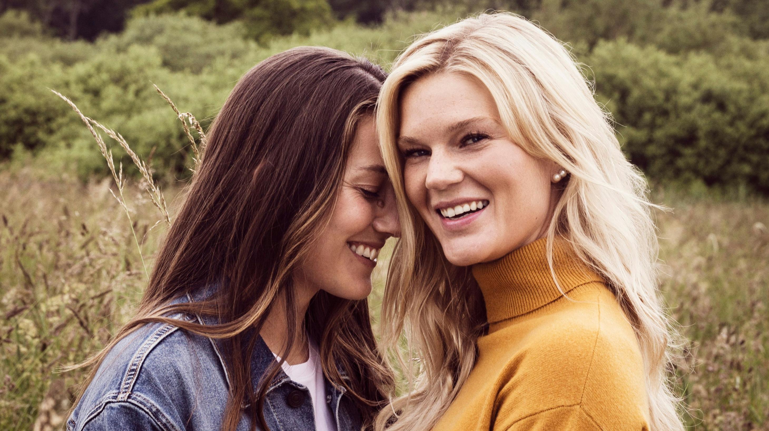 Cathrine og Rasmine Laudrup-Dufour.