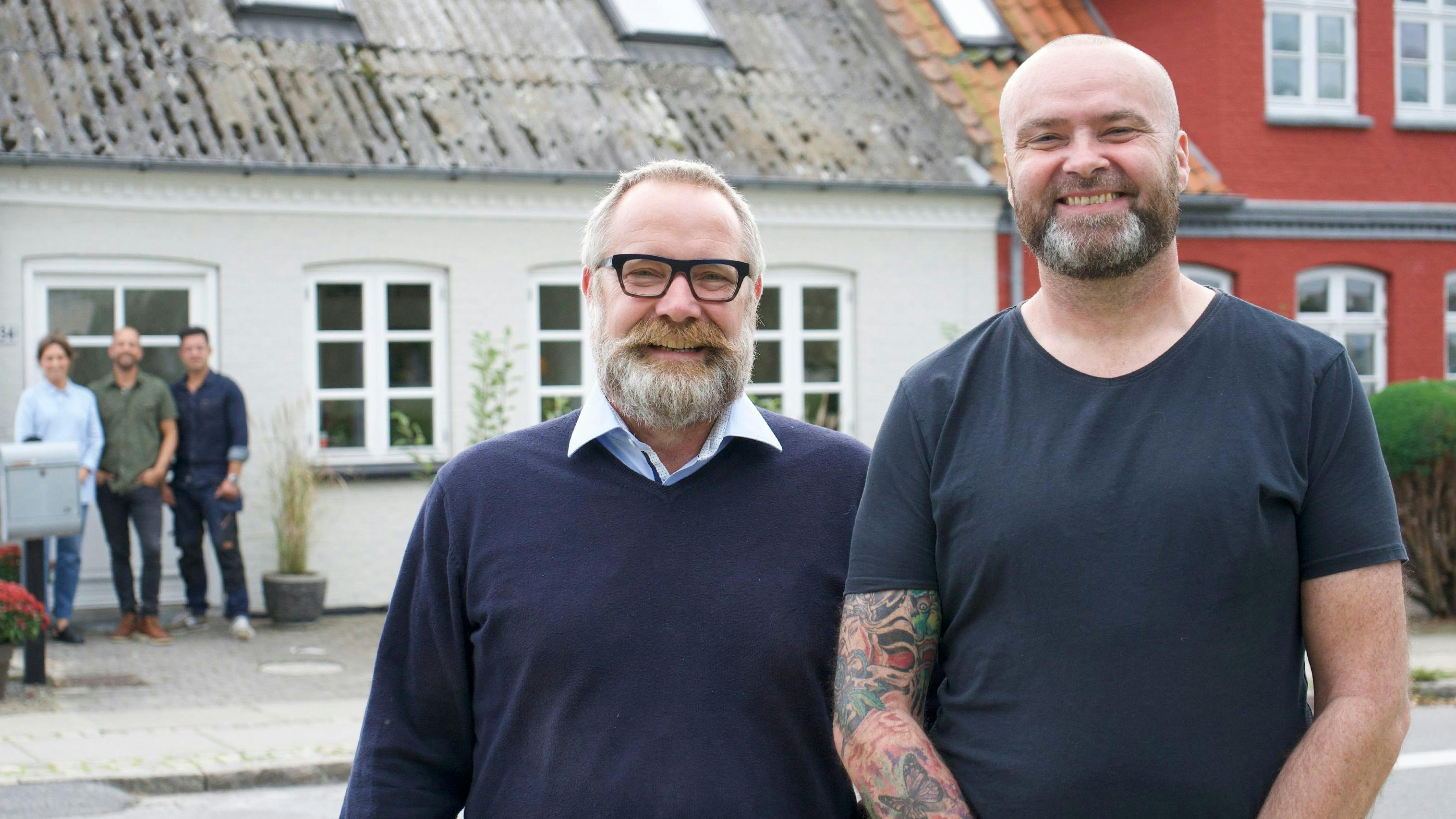 Stefan med vennen Tom fra "I hus til halsen" sæson 11. 