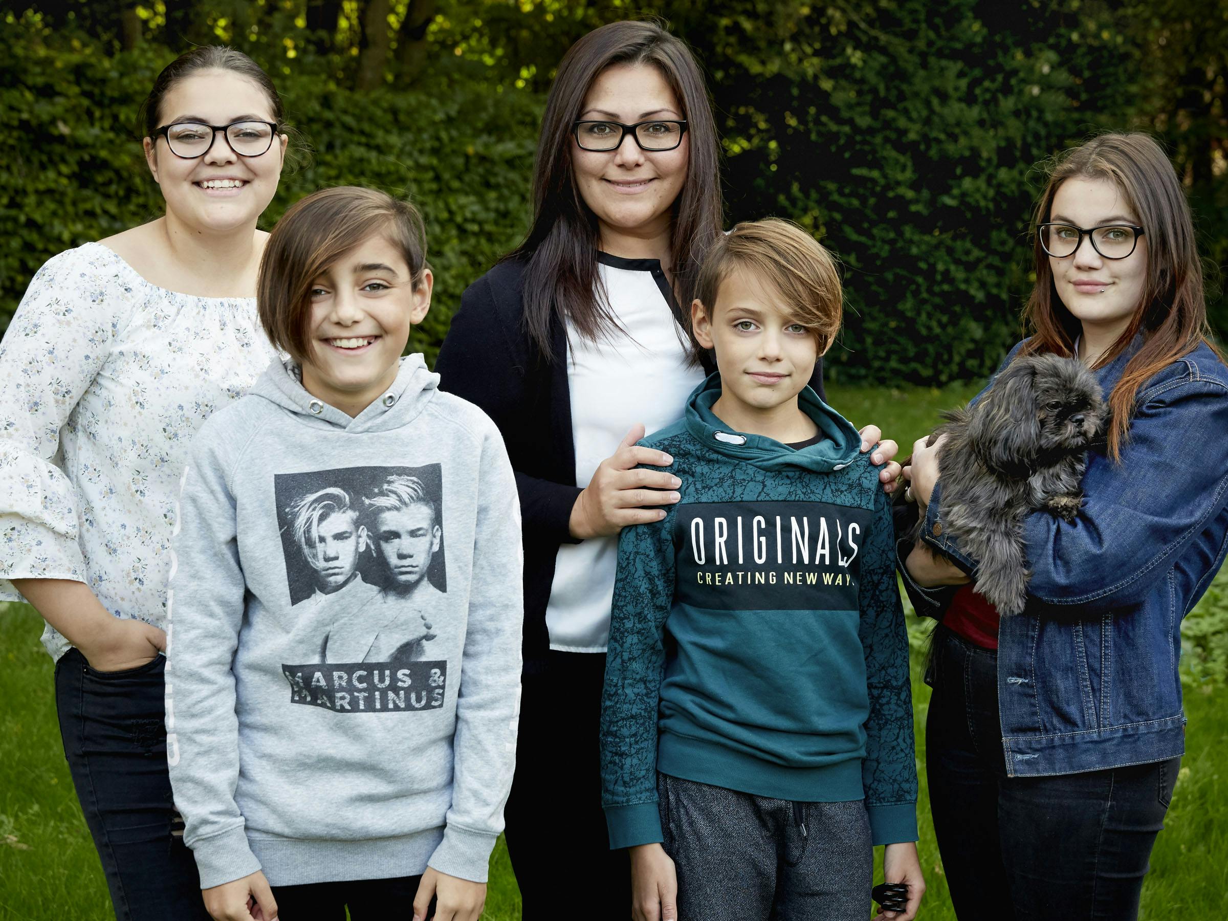 Christina Siguenza med børnene Isabella, Romeo, William og Stephanie.