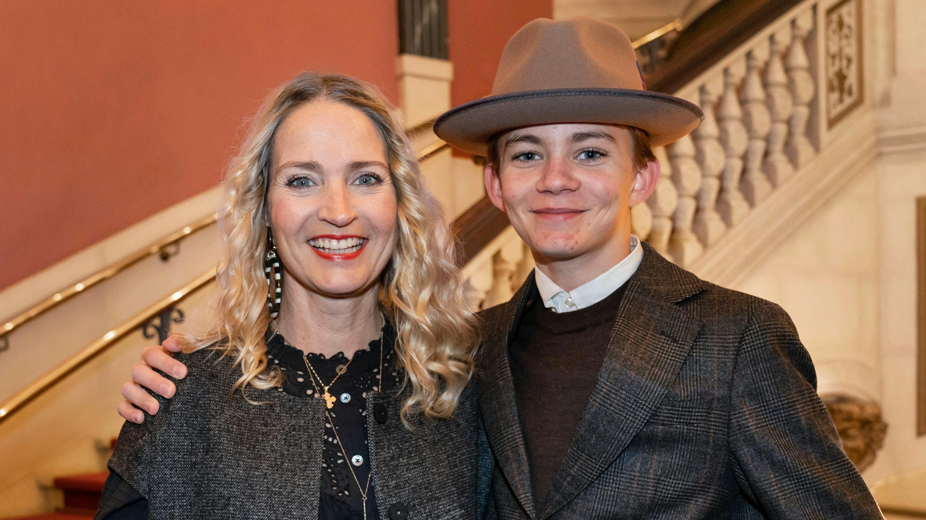 Annette Heick og sønnen Storm.