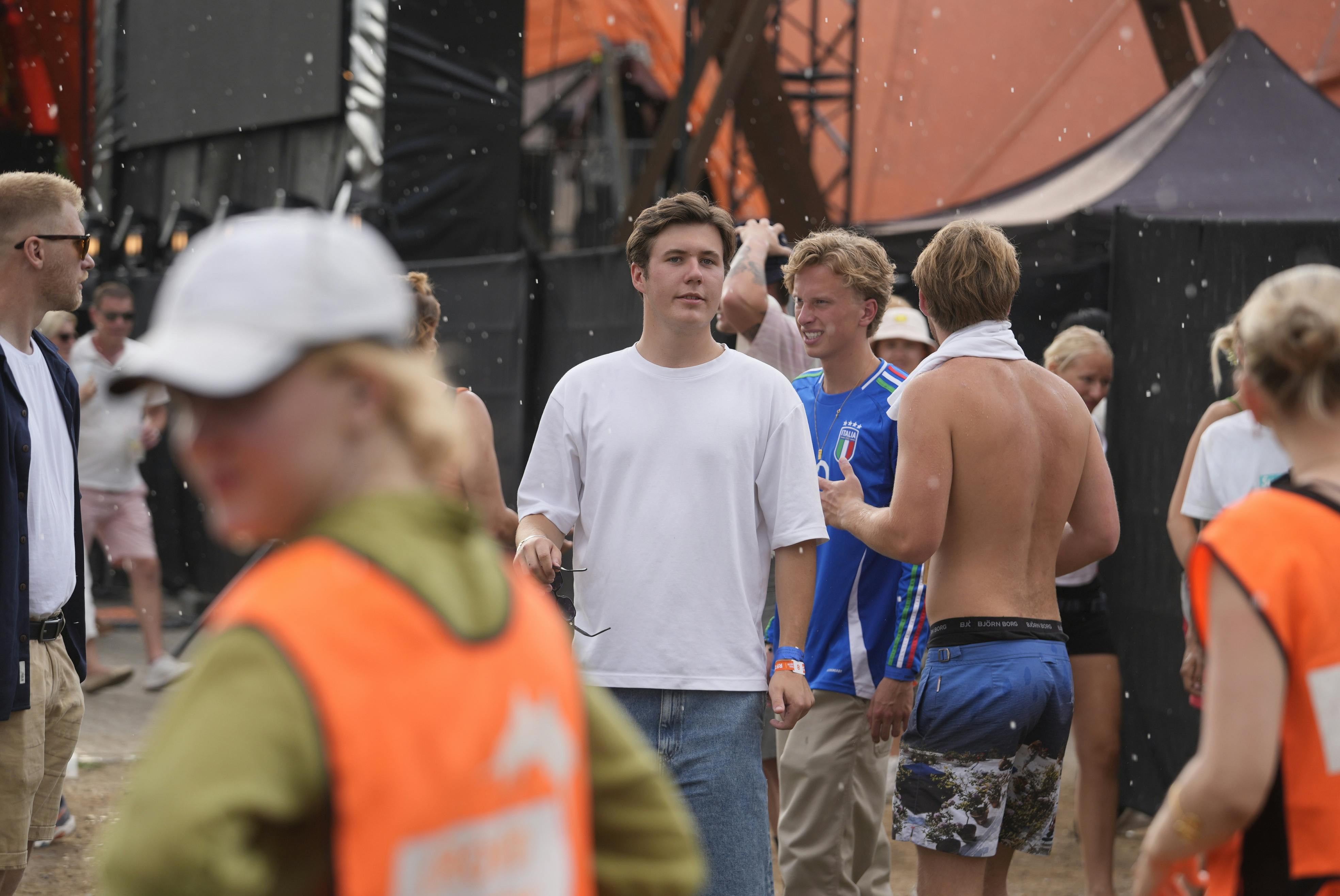 STRAX - STRAX - STRAX  Billedet er sendt direkte fra kameraet, derfor er det ikke billedbehandlet - og skal ikke anvendes til print.FOTO: SØREN JUL LAMBERTH / ALLER FOTO & VIDEO