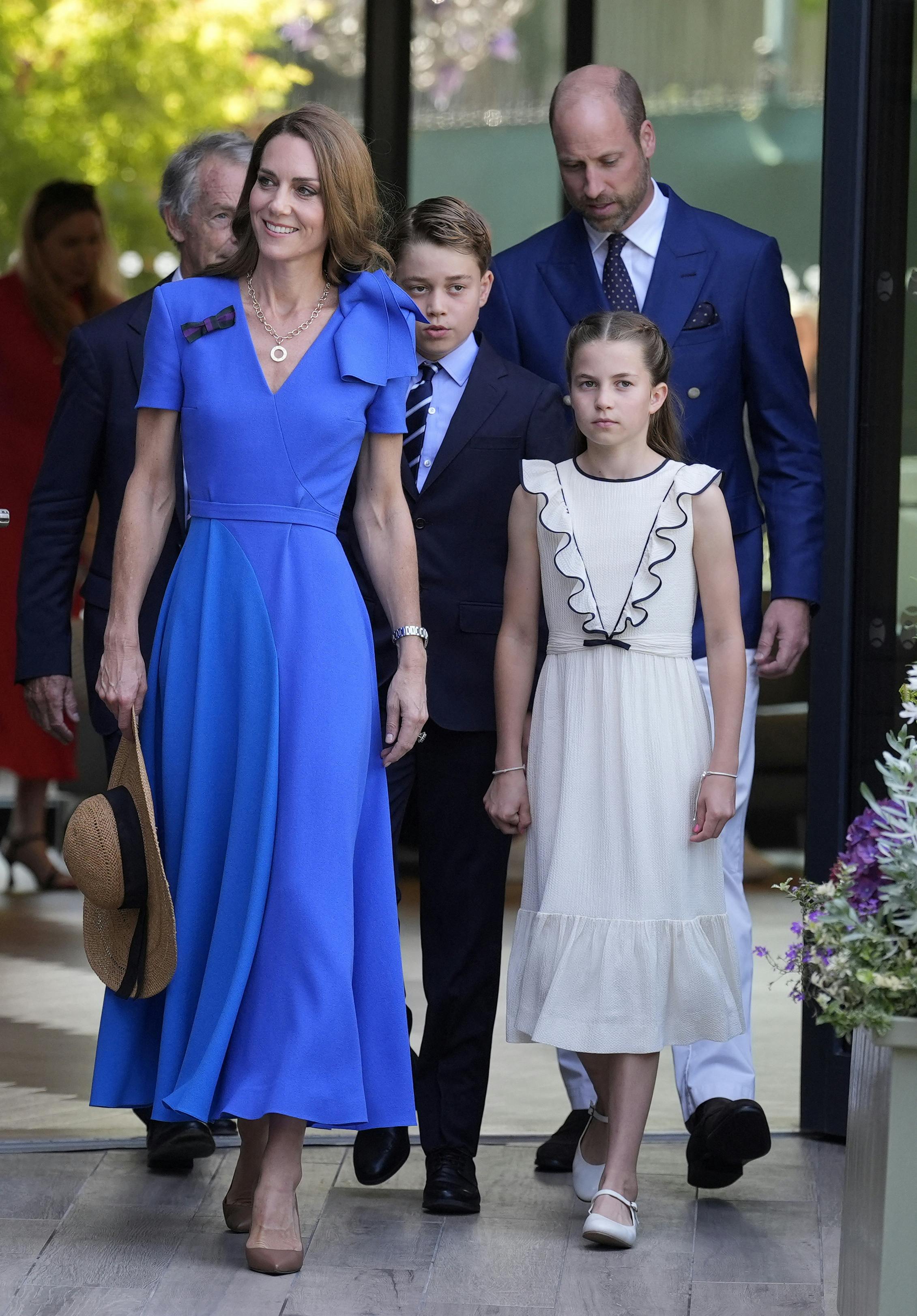 Prinsesse Catherine og prinsesse Charlotte.